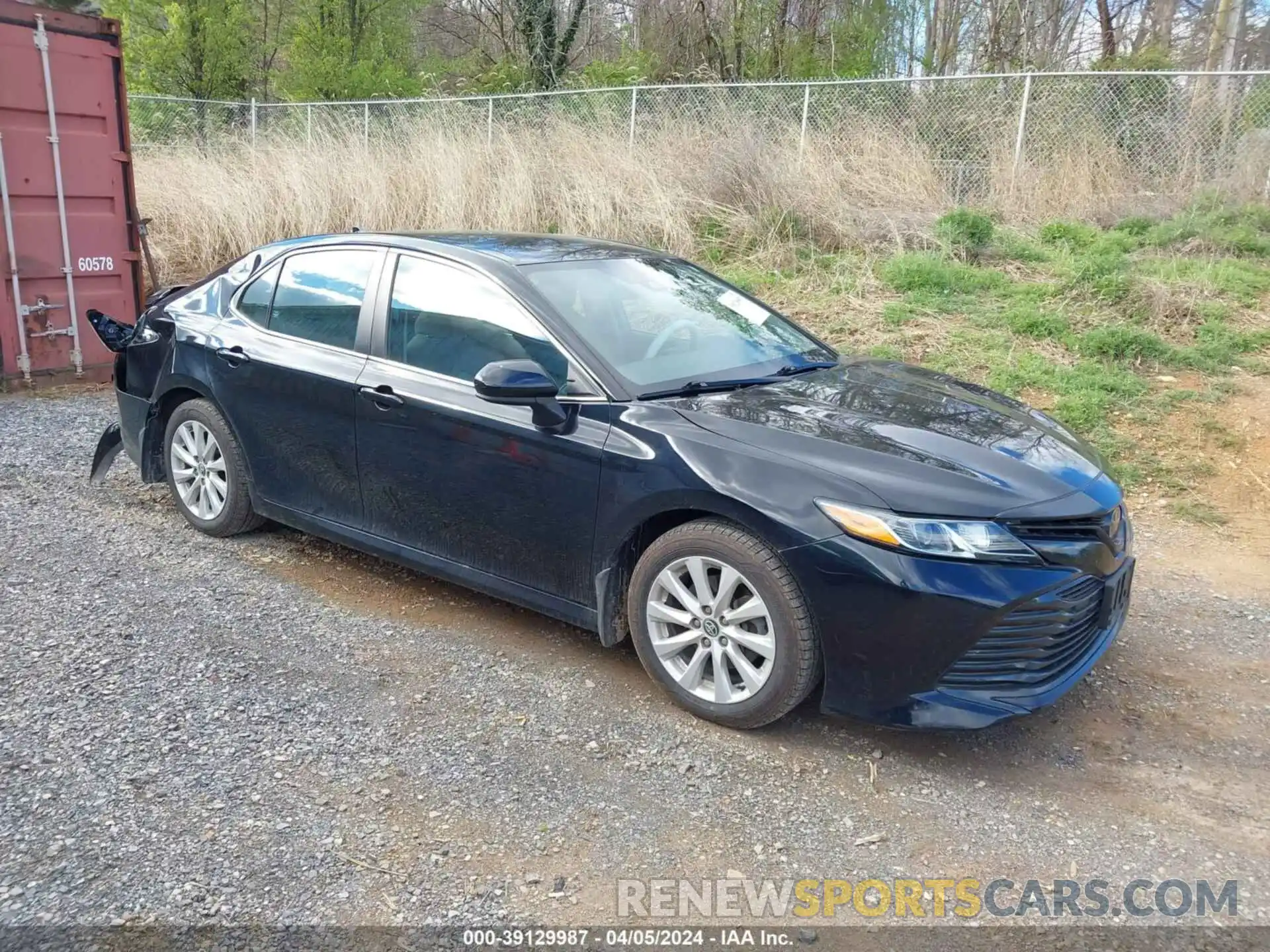 1 Photograph of a damaged car 4T1C11AK4LU900666 TOYOTA CAMRY 2020