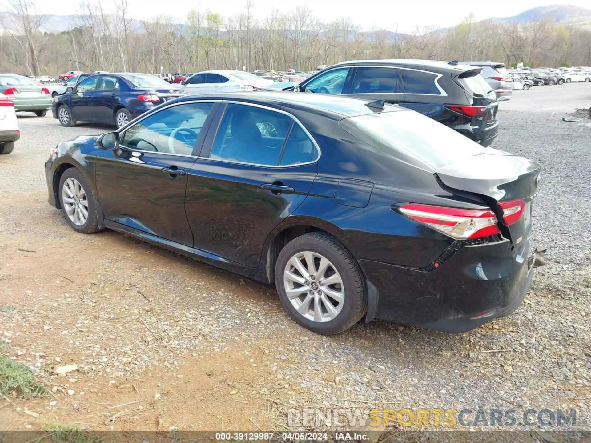 3 Photograph of a damaged car 4T1C11AK4LU900666 TOYOTA CAMRY 2020