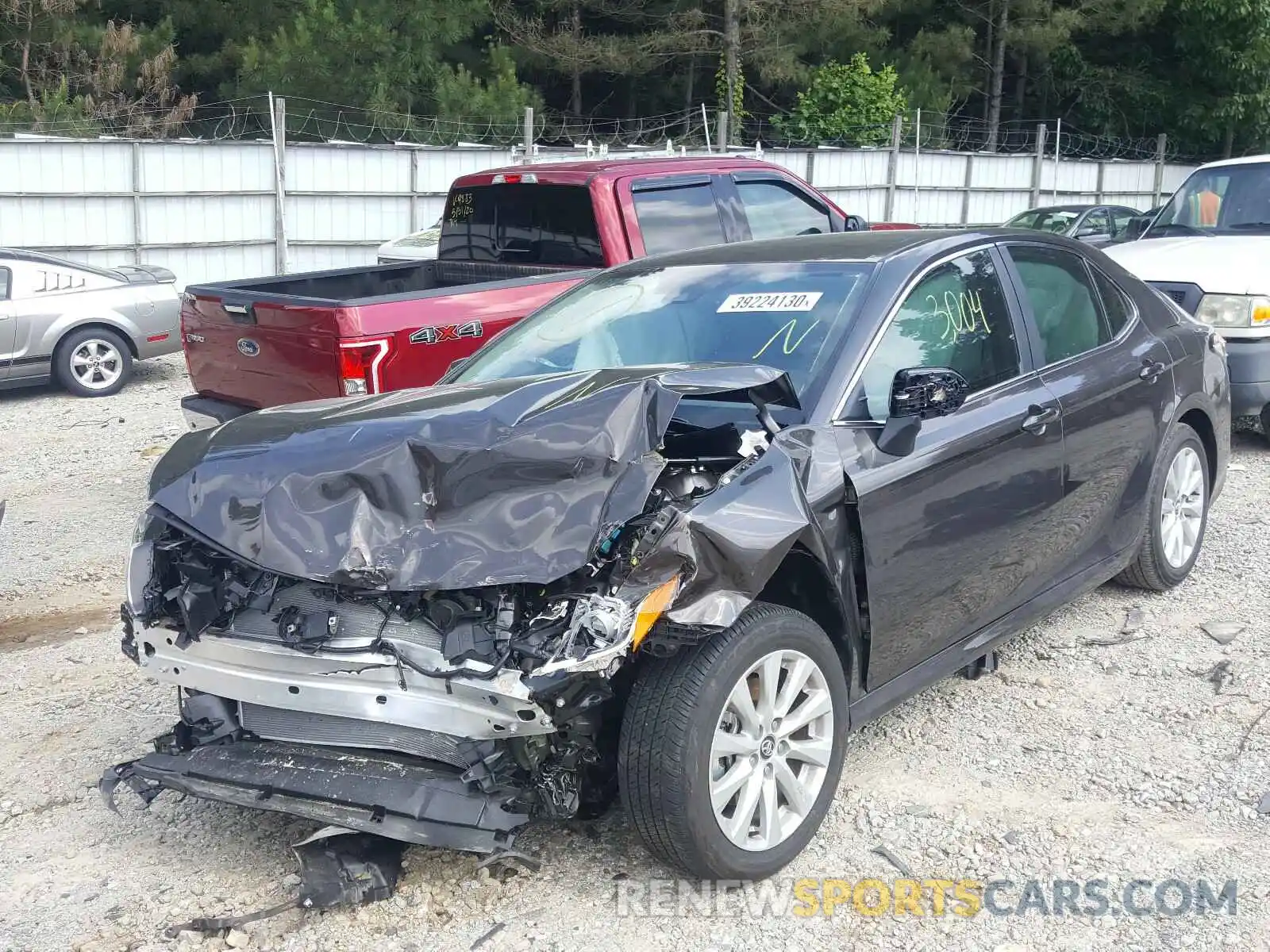 2 Photograph of a damaged car 4T1C11AK4LU901199 TOYOTA CAMRY 2020