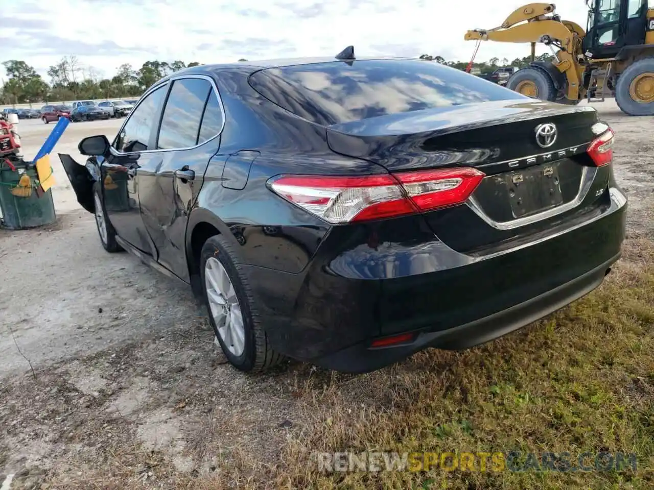 3 Photograph of a damaged car 4T1C11AK4LU902157 TOYOTA CAMRY 2020