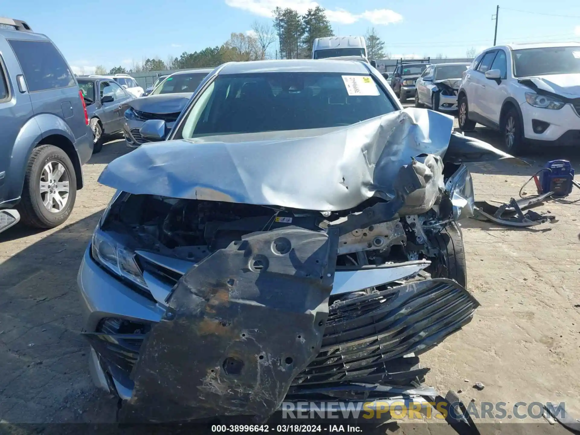 12 Photograph of a damaged car 4T1C11AK4LU906354 TOYOTA CAMRY 2020