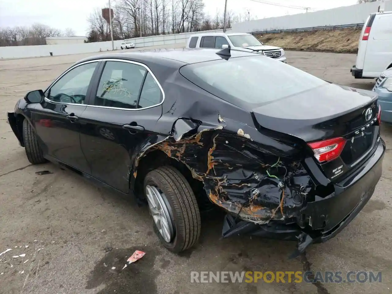 3 Photograph of a damaged car 4T1C11AK4LU908122 TOYOTA CAMRY 2020