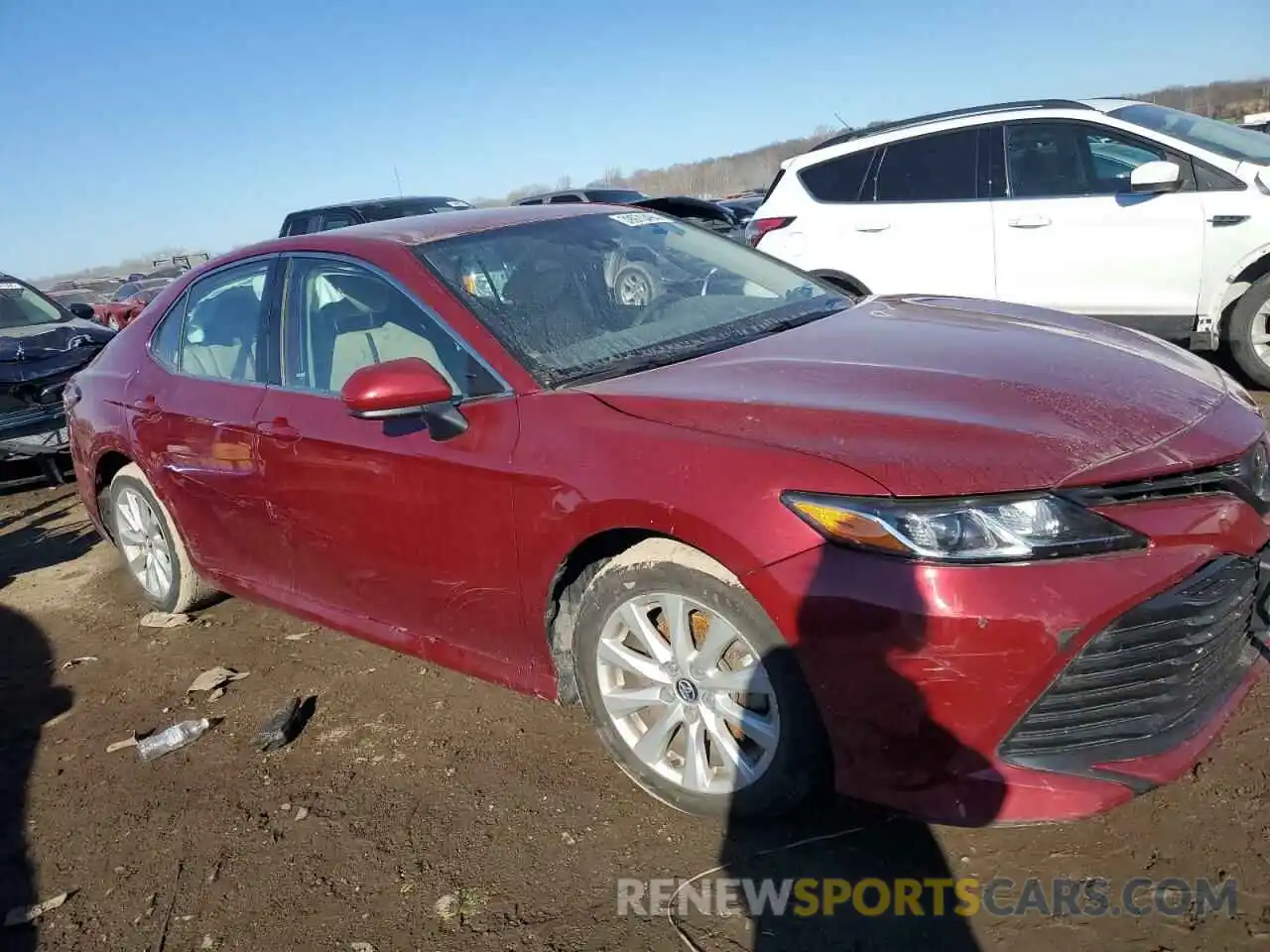 4 Photograph of a damaged car 4T1C11AK4LU911506 TOYOTA CAMRY 2020