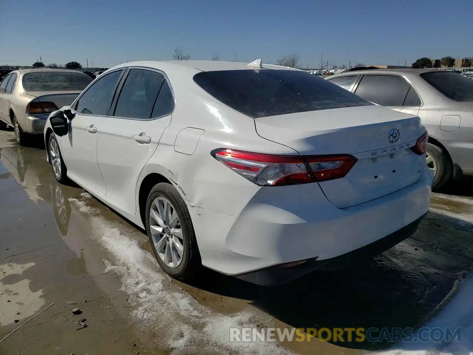 3 Photograph of a damaged car 4T1C11AK4LU912154 TOYOTA CAMRY 2020