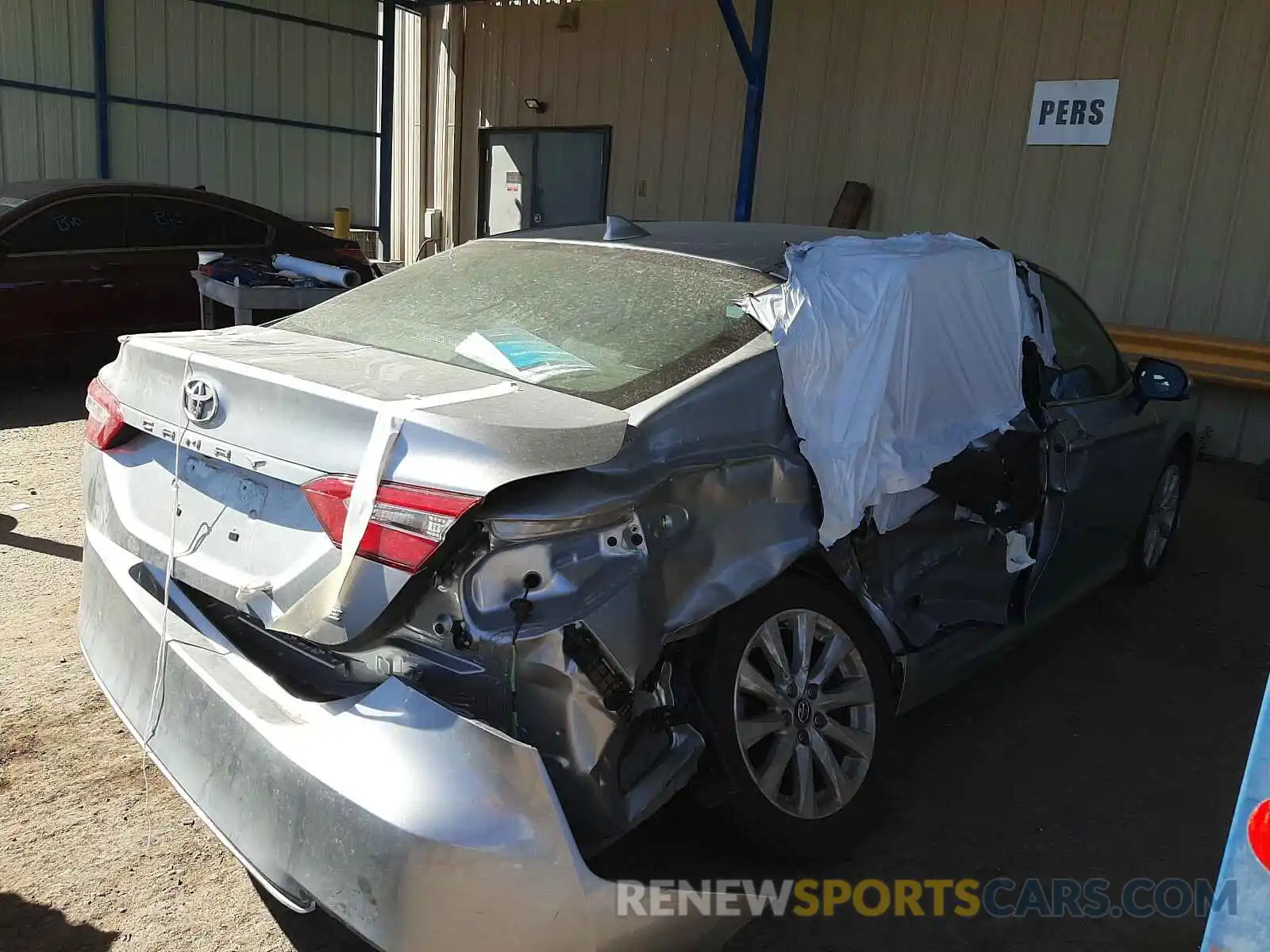 4 Photograph of a damaged car 4T1C11AK4LU914650 TOYOTA CAMRY 2020