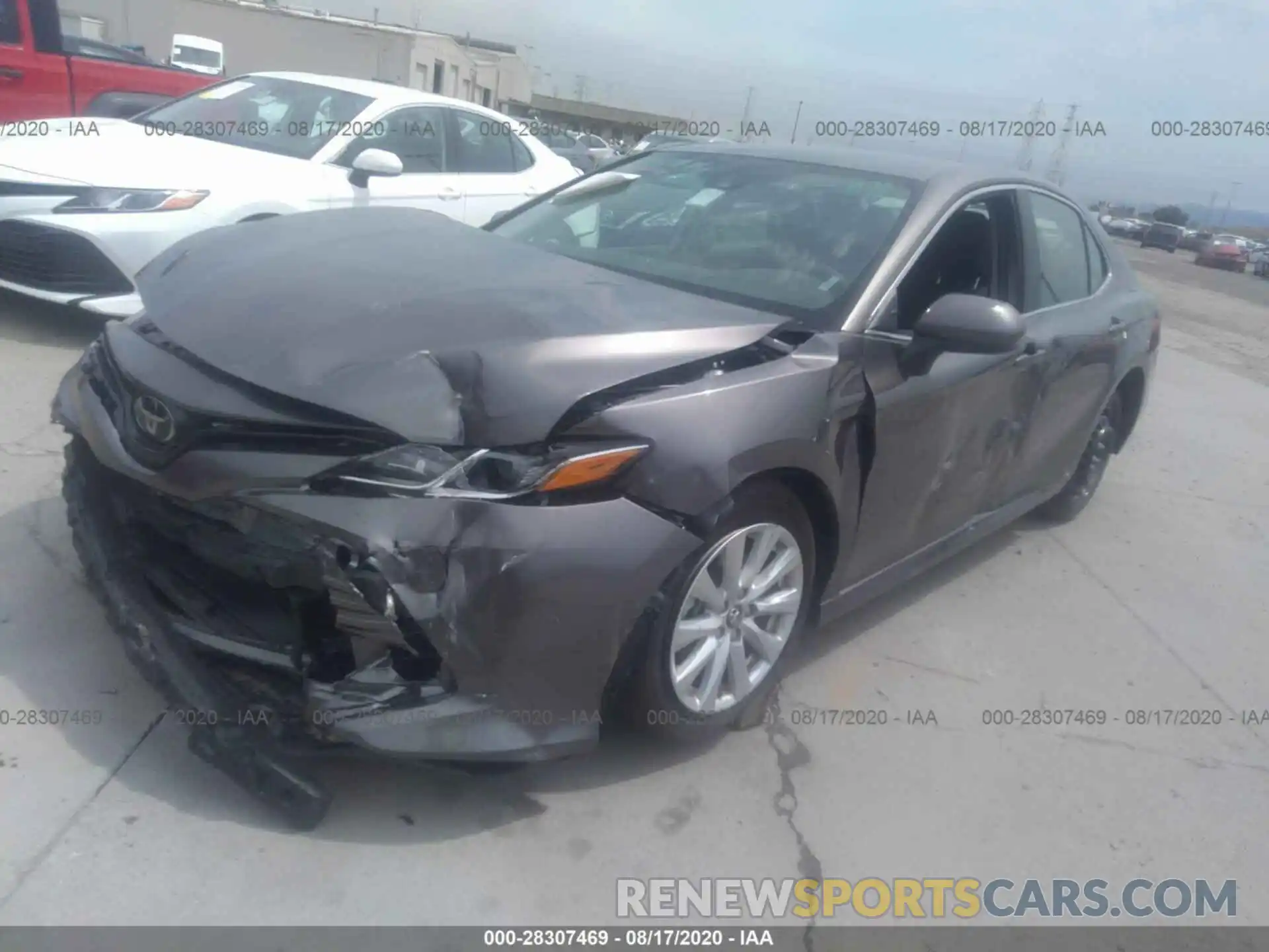 2 Photograph of a damaged car 4T1C11AK4LU915863 TOYOTA CAMRY 2020