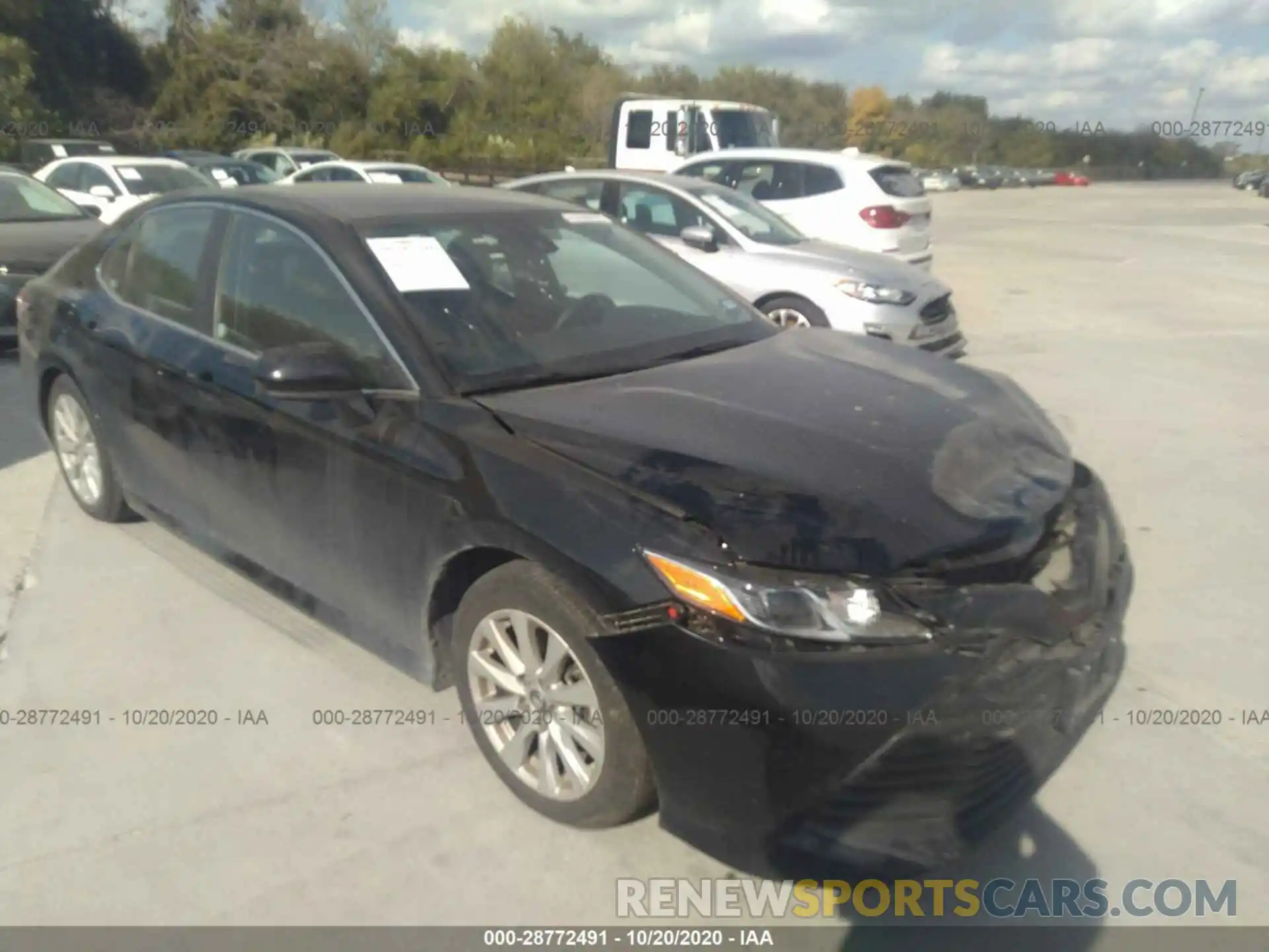 1 Photograph of a damaged car 4T1C11AK4LU927222 TOYOTA CAMRY 2020