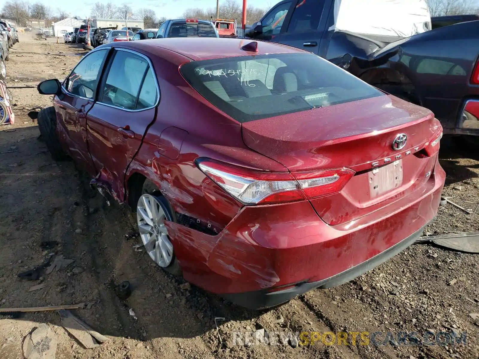 3 Photograph of a damaged car 4T1C11AK4LU935398 TOYOTA CAMRY 2020