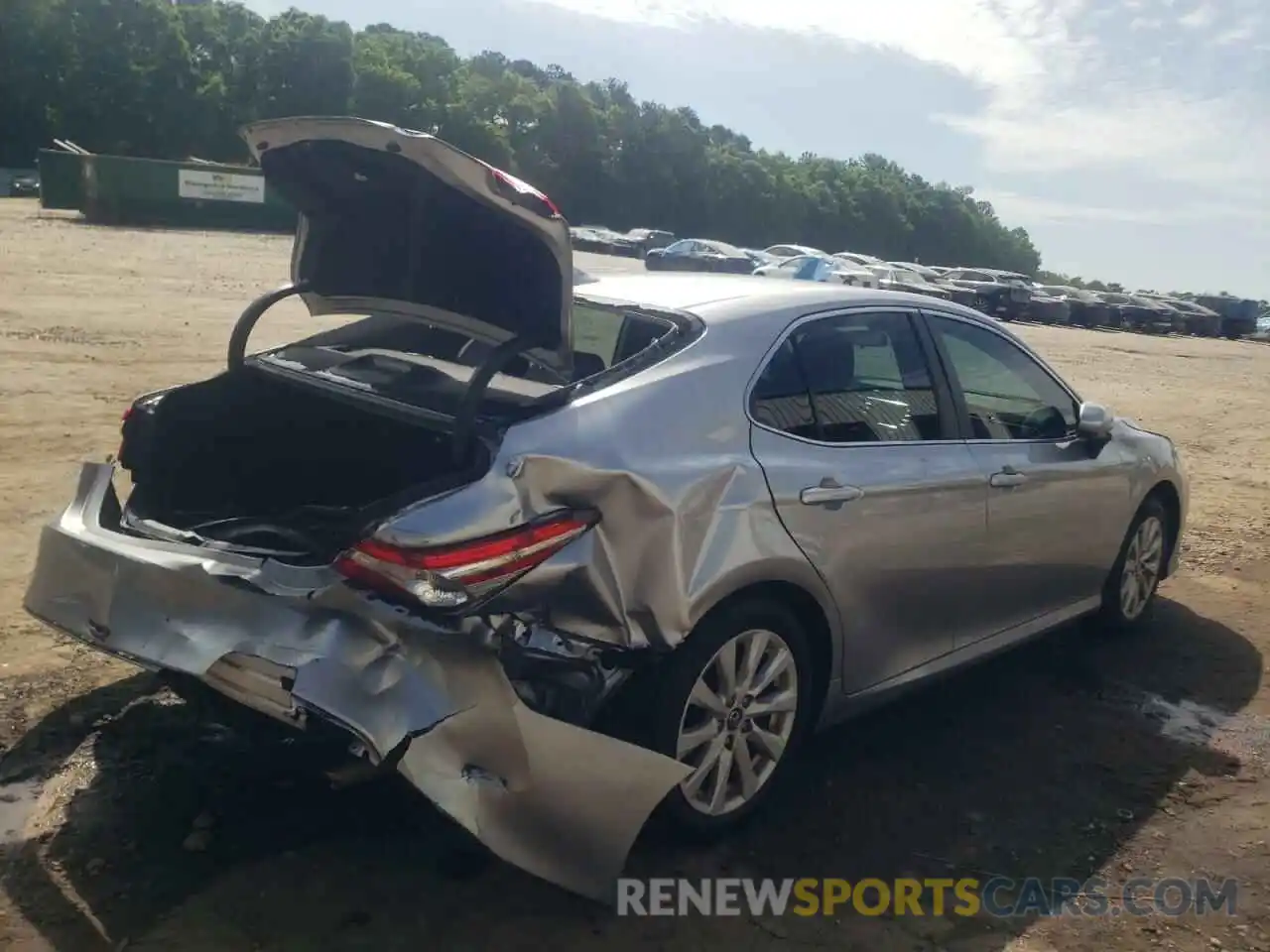 4 Photograph of a damaged car 4T1C11AK4LU936972 TOYOTA CAMRY 2020