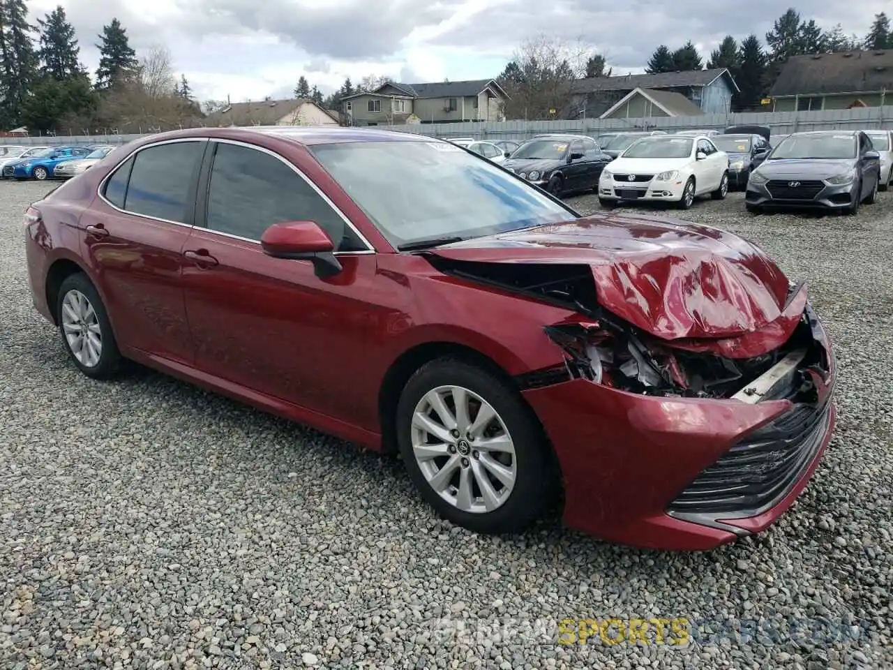 4 Photograph of a damaged car 4T1C11AK4LU940021 TOYOTA CAMRY 2020