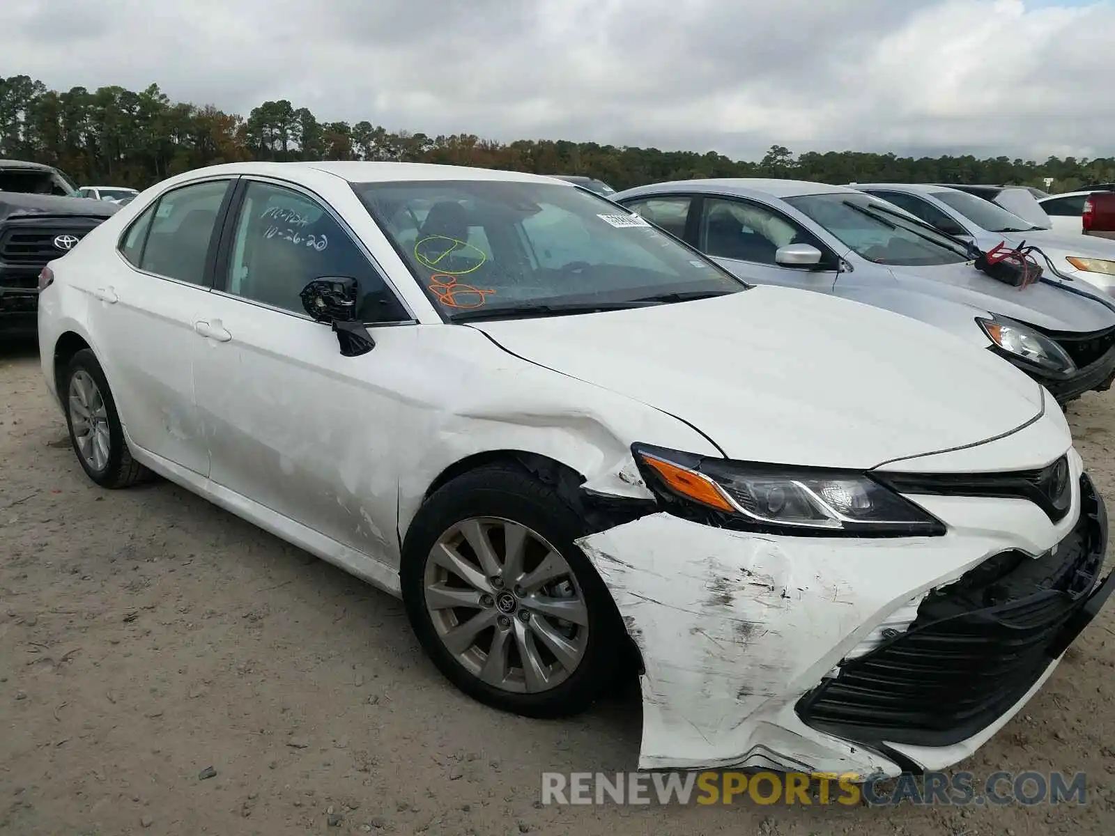 1 Photograph of a damaged car 4T1C11AK4LU941699 TOYOTA CAMRY 2020