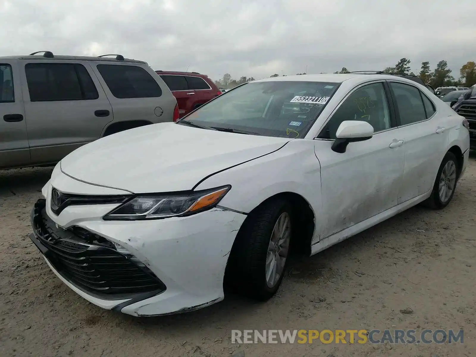 2 Photograph of a damaged car 4T1C11AK4LU941699 TOYOTA CAMRY 2020