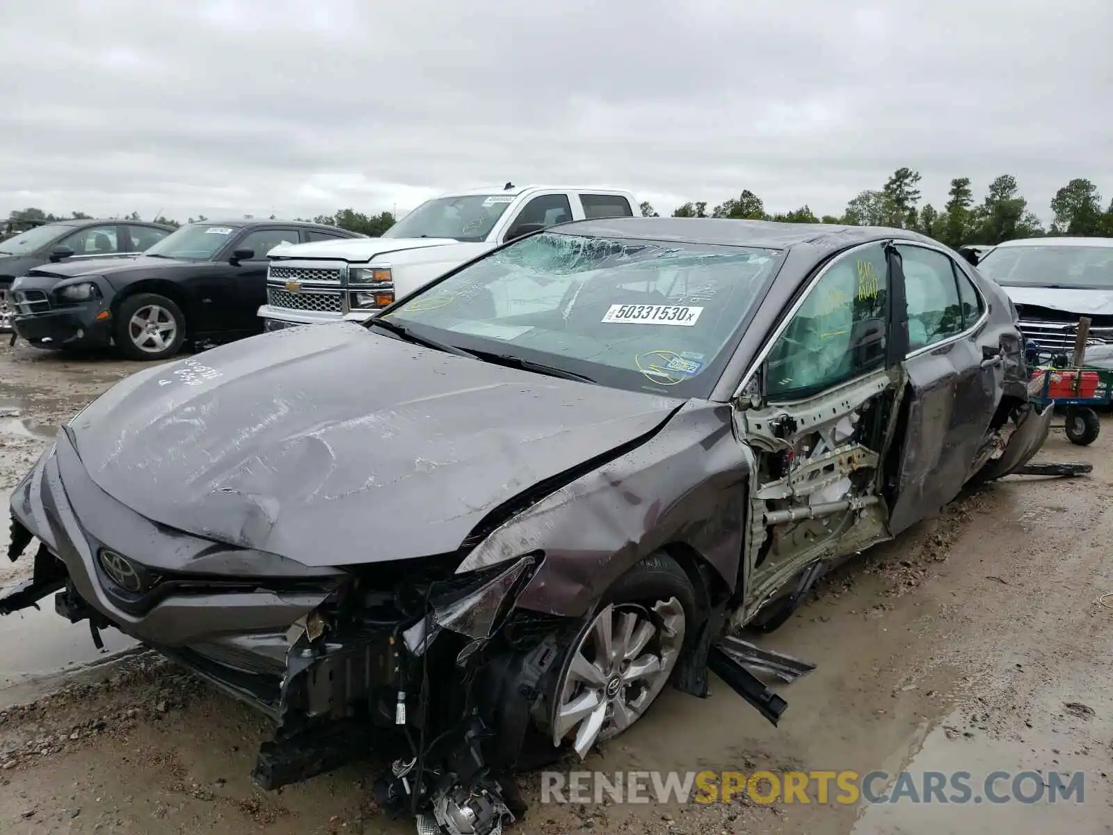2 Photograph of a damaged car 4T1C11AK4LU943016 TOYOTA CAMRY 2020