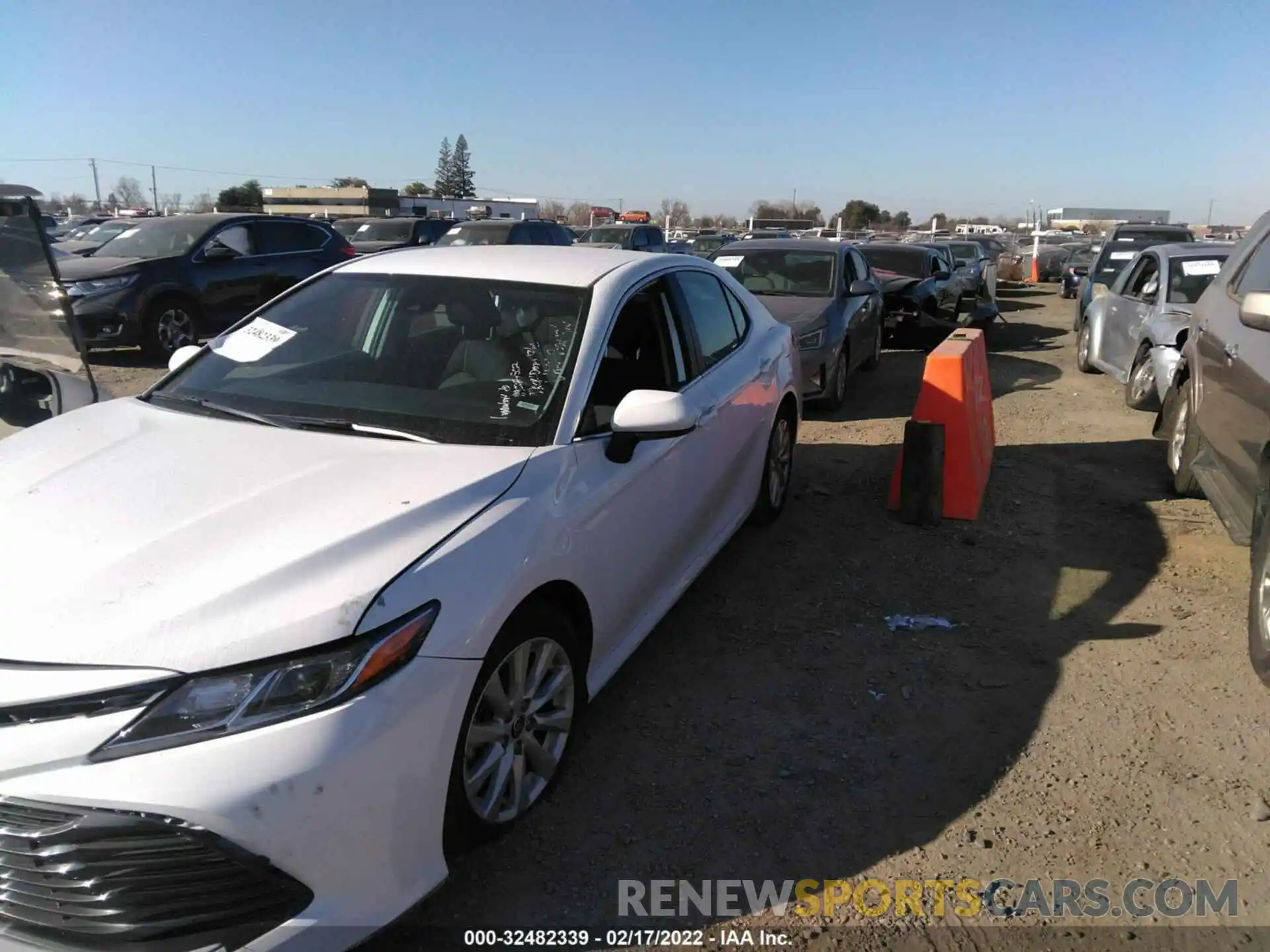 2 Photograph of a damaged car 4T1C11AK4LU948068 TOYOTA CAMRY 2020