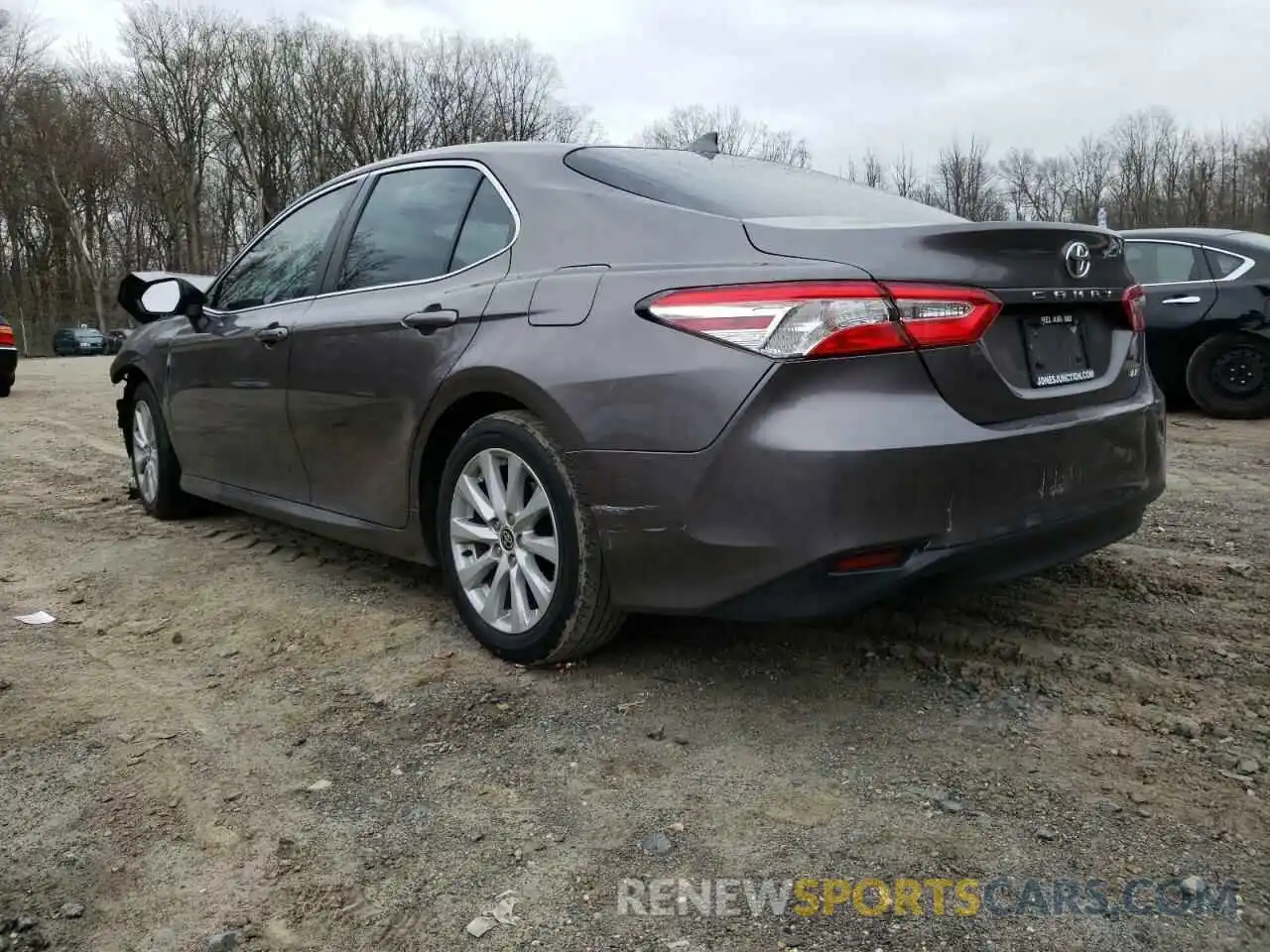 3 Photograph of a damaged car 4T1C11AK4LU952492 TOYOTA CAMRY 2020