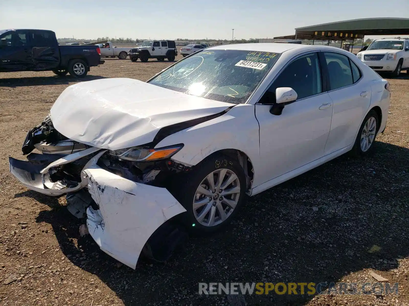 2 Photograph of a damaged car 4T1C11AK4LU955215 TOYOTA CAMRY 2020