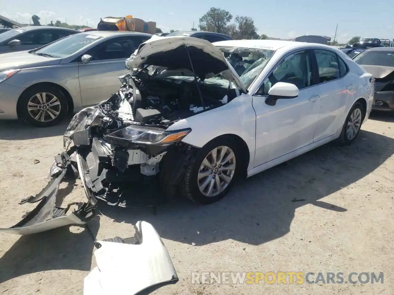 2 Photograph of a damaged car 4T1C11AK4LU963184 TOYOTA CAMRY 2020