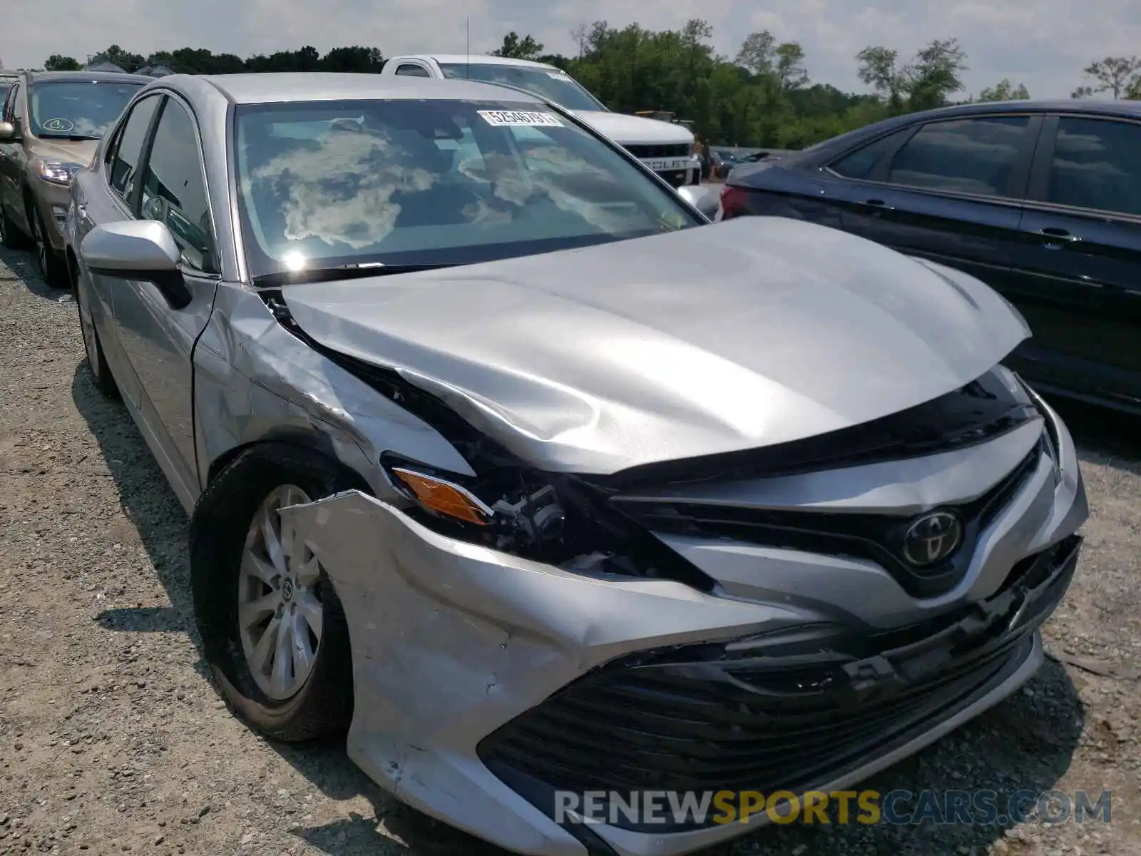 1 Photograph of a damaged car 4T1C11AK4LU982950 TOYOTA CAMRY 2020