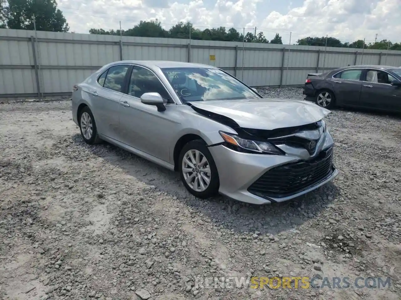 1 Photograph of a damaged car 4T1C11AK4LU993883 TOYOTA CAMRY 2020