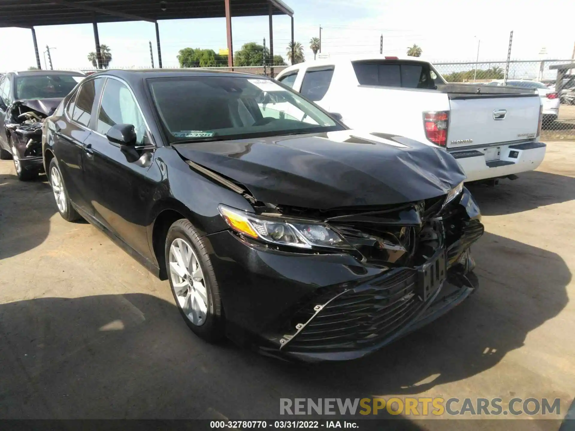 1 Photograph of a damaged car 4T1C11AK4LU997934 TOYOTA CAMRY 2020