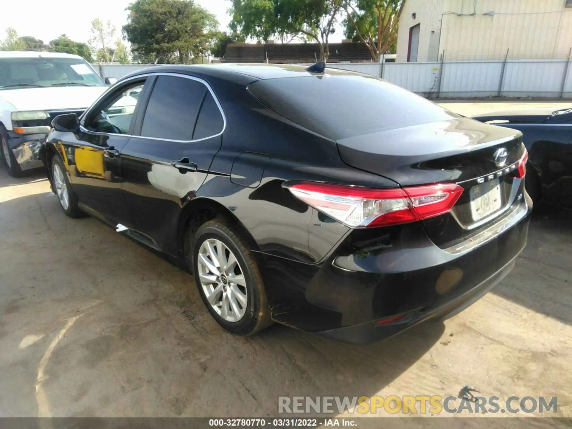 3 Photograph of a damaged car 4T1C11AK4LU997934 TOYOTA CAMRY 2020