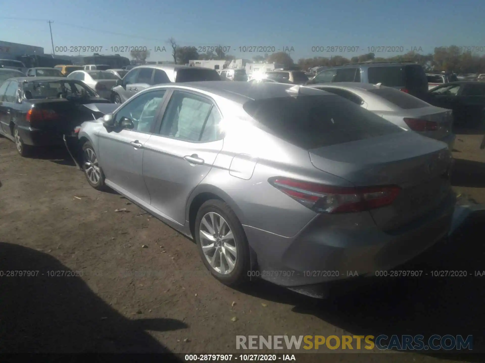 3 Photograph of a damaged car 4T1C11AK5LU319497 TOYOTA CAMRY 2020