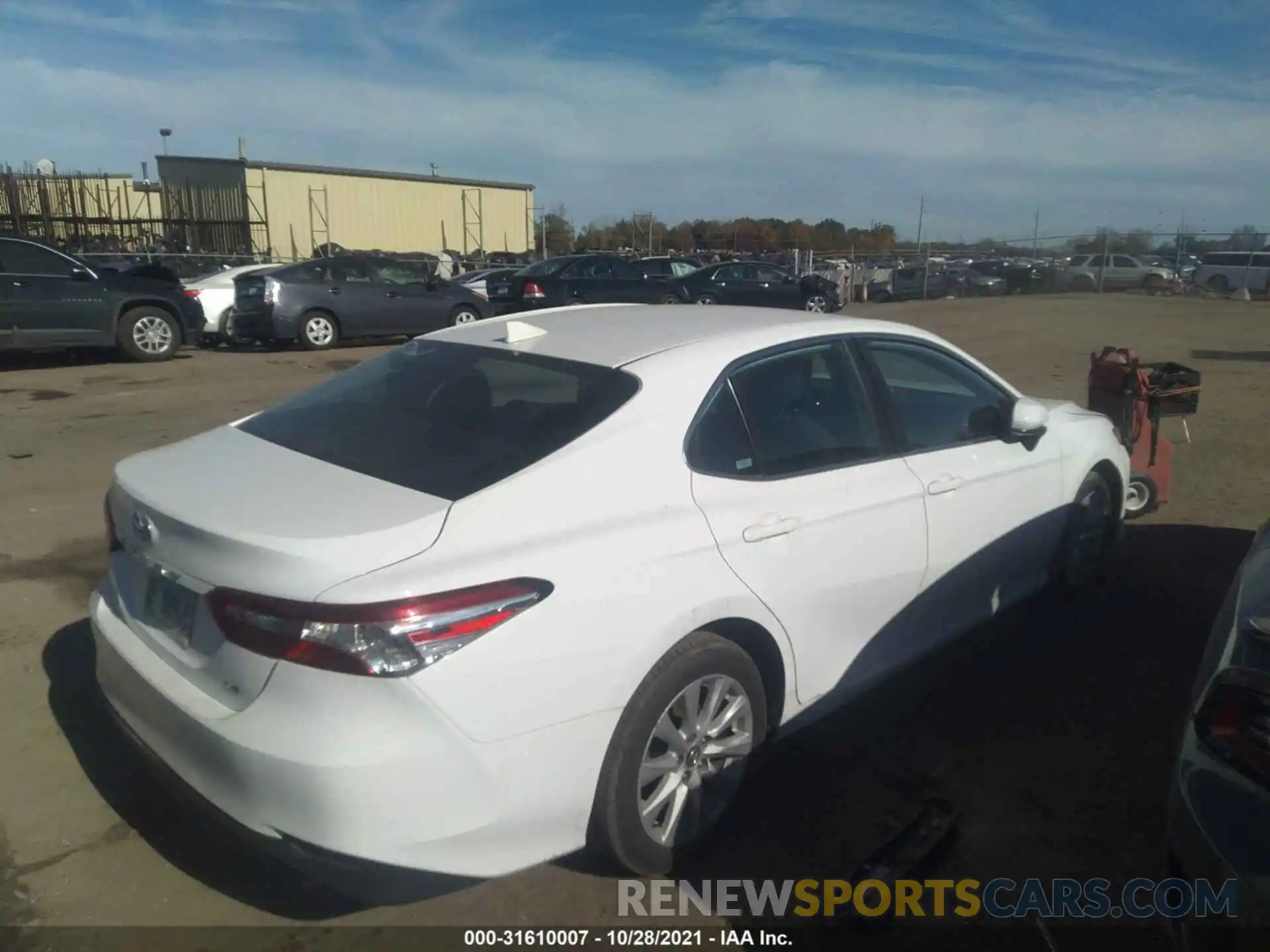 4 Photograph of a damaged car 4T1C11AK5LU337949 TOYOTA CAMRY 2020