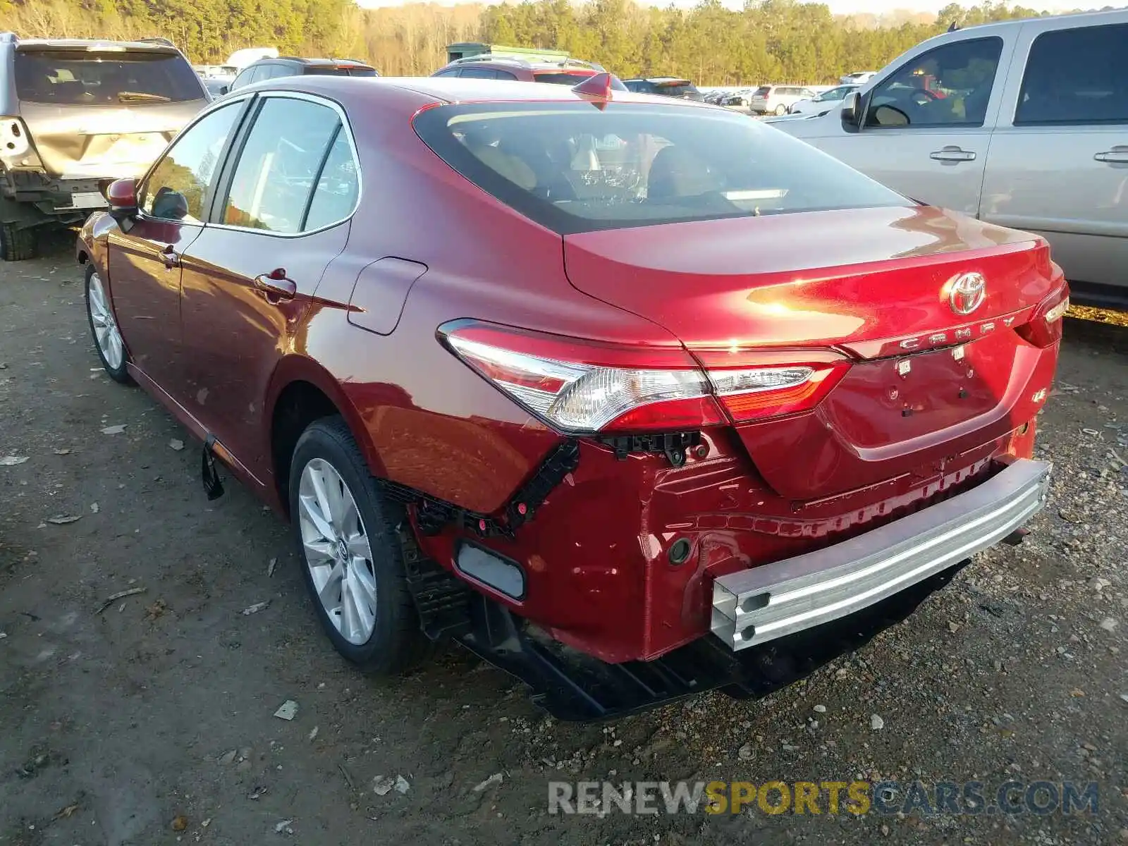 3 Photograph of a damaged car 4T1C11AK5LU345470 TOYOTA CAMRY 2020