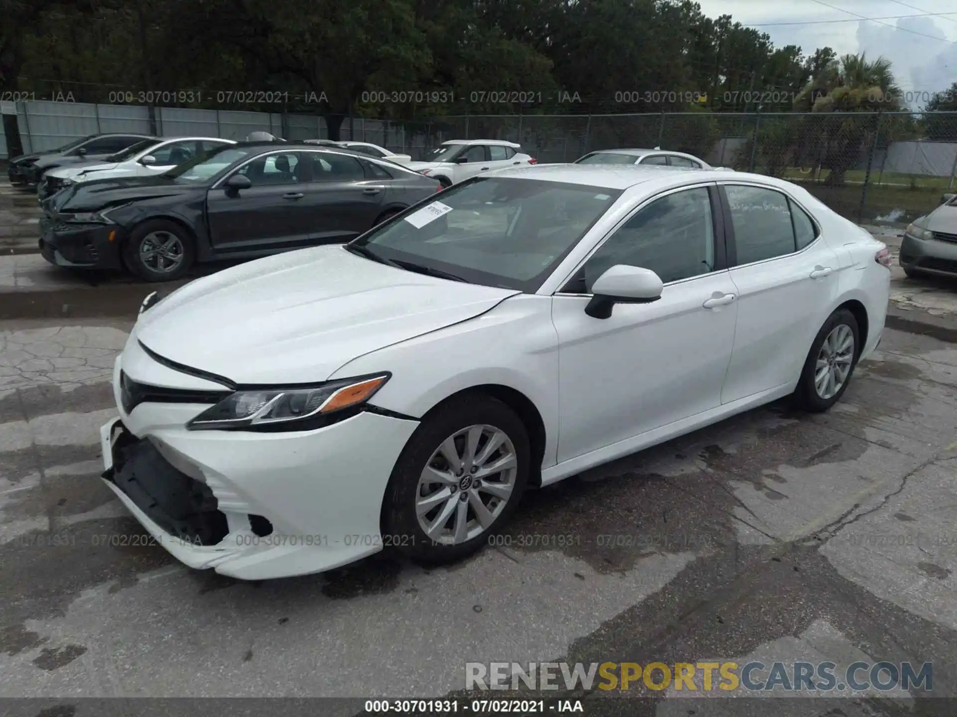 2 Photograph of a damaged car 4T1C11AK5LU346926 TOYOTA CAMRY 2020