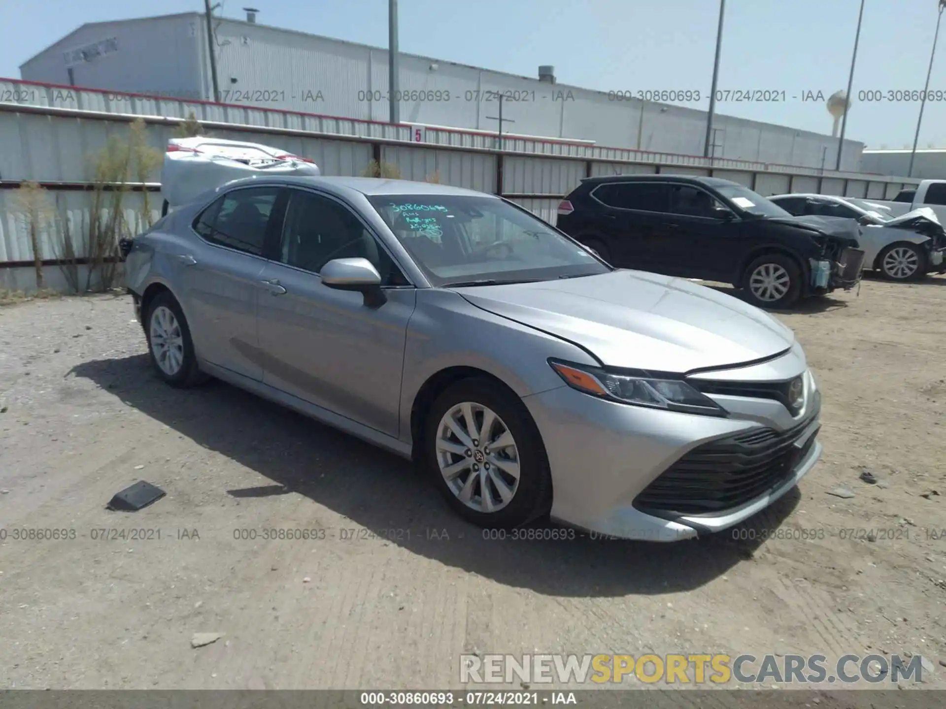 1 Photograph of a damaged car 4T1C11AK5LU358364 TOYOTA CAMRY 2020