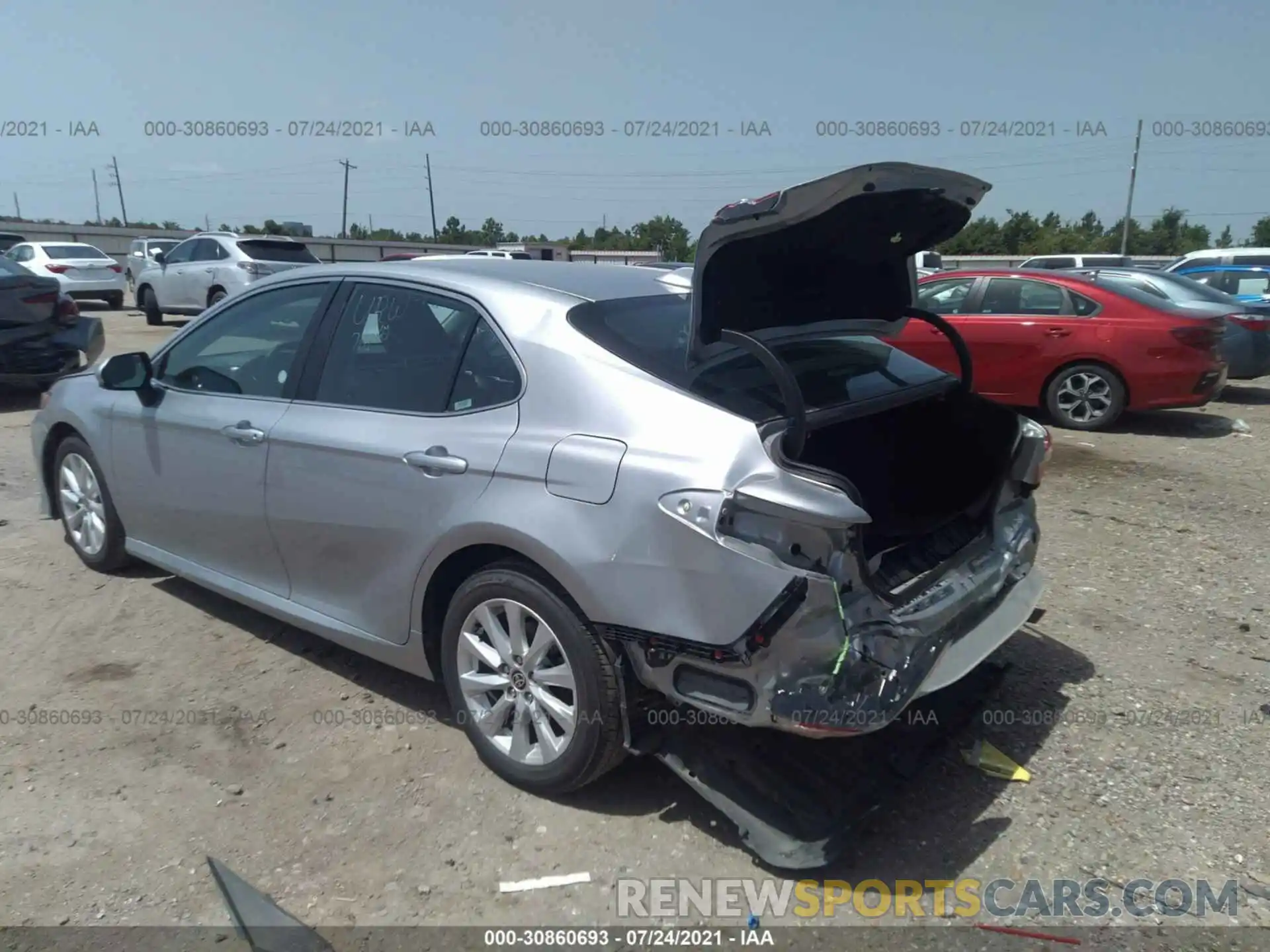 3 Photograph of a damaged car 4T1C11AK5LU358364 TOYOTA CAMRY 2020