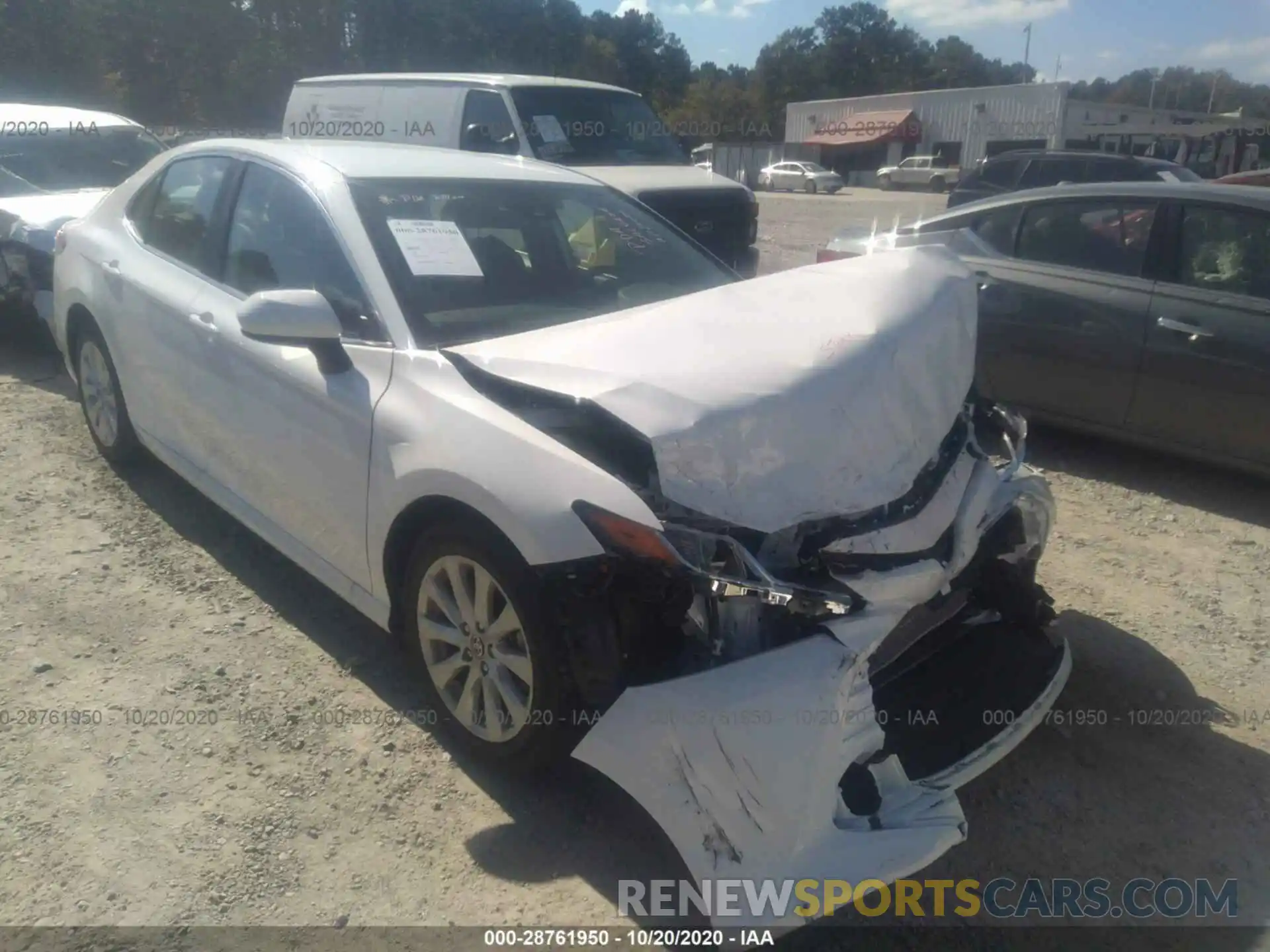 1 Photograph of a damaged car 4T1C11AK5LU358946 TOYOTA CAMRY 2020