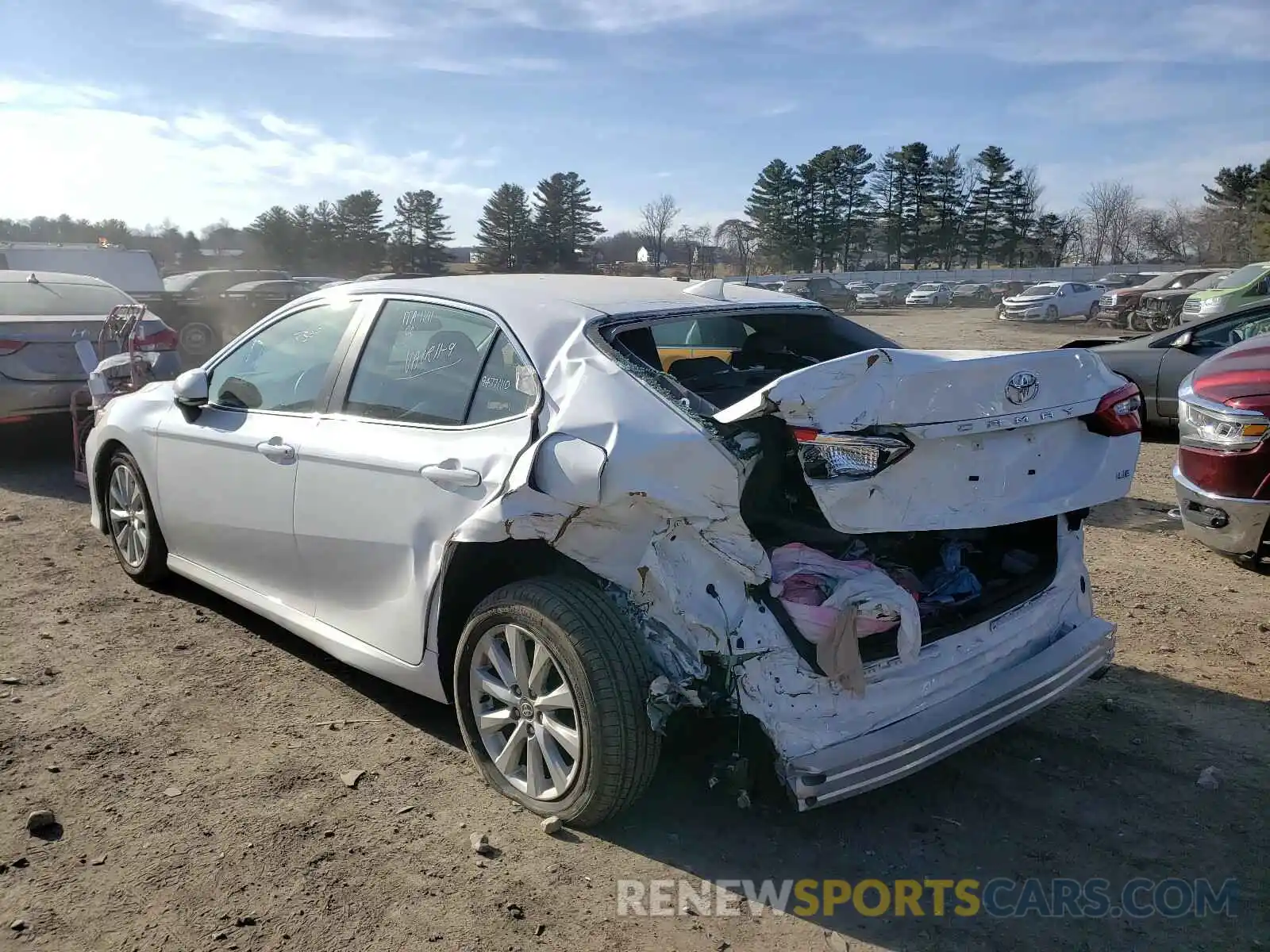 3 Photograph of a damaged car 4T1C11AK5LU360731 TOYOTA CAMRY 2020