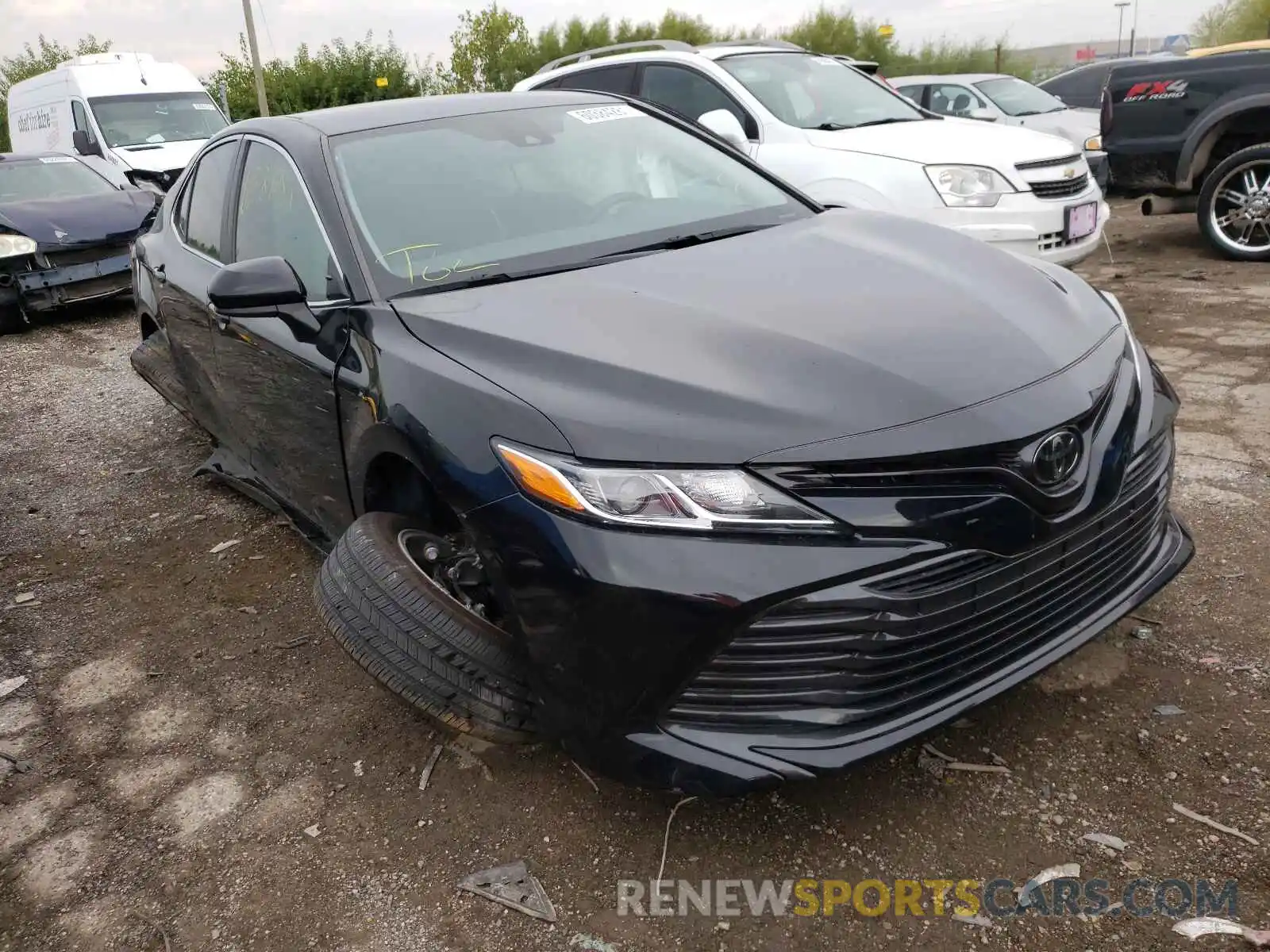 1 Photograph of a damaged car 4T1C11AK5LU366996 TOYOTA CAMRY 2020