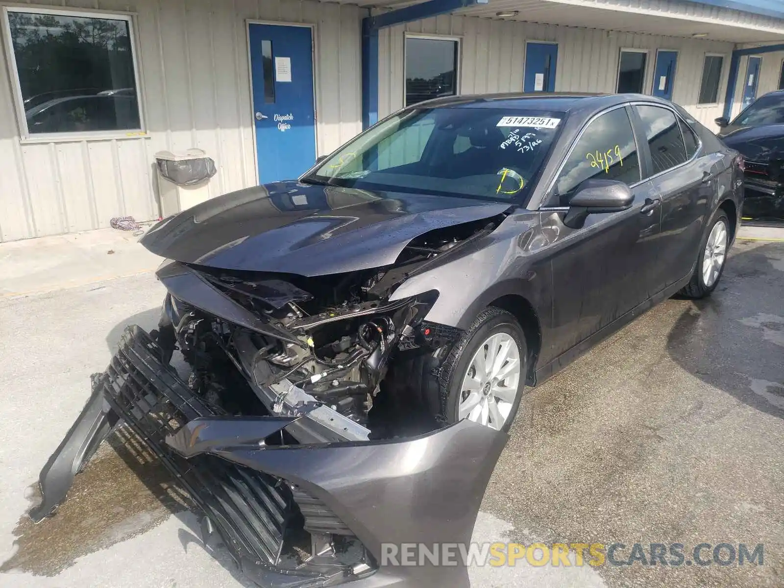 2 Photograph of a damaged car 4T1C11AK5LU382552 TOYOTA CAMRY 2020