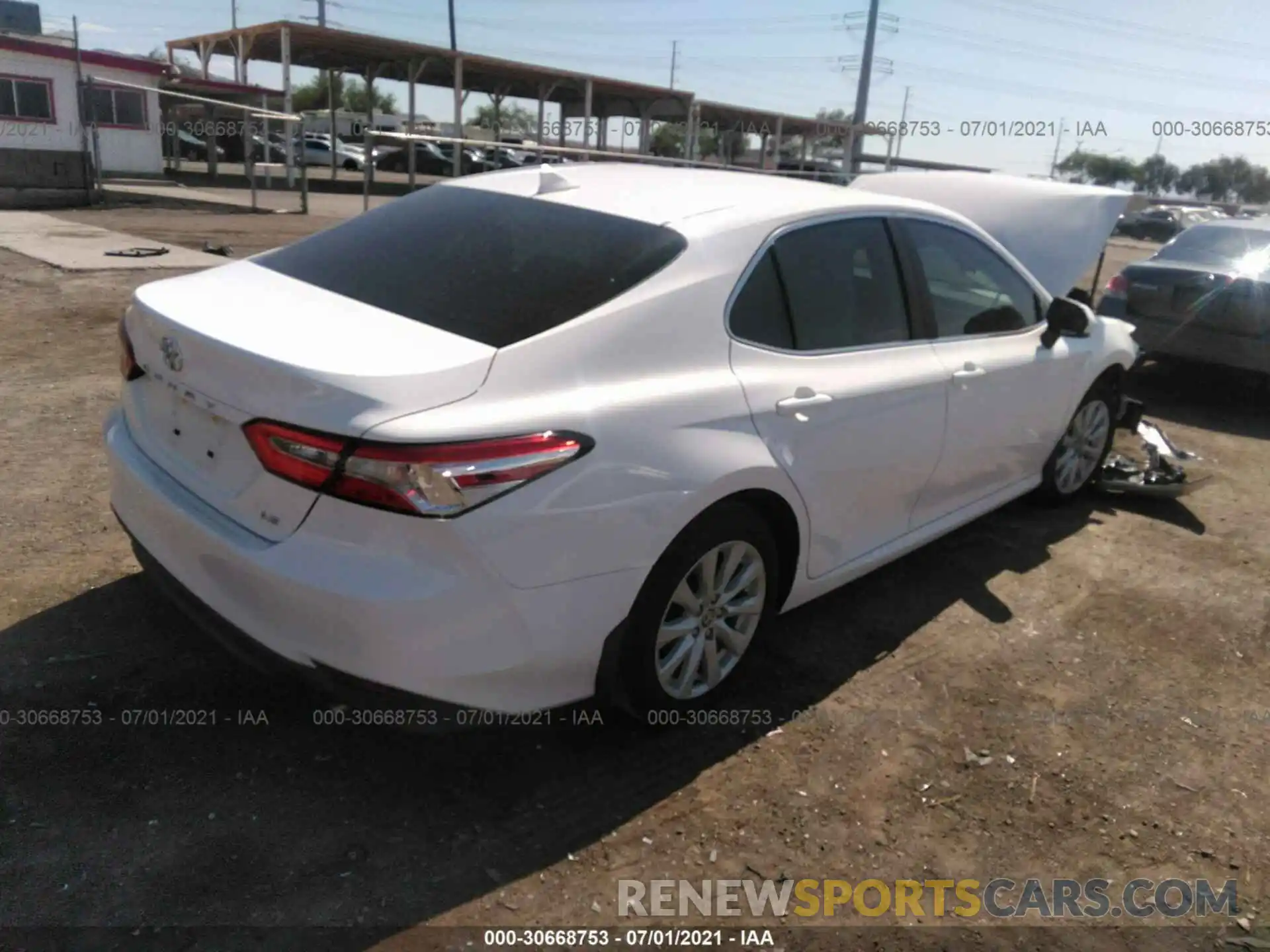 4 Photograph of a damaged car 4T1C11AK5LU394572 TOYOTA CAMRY 2020