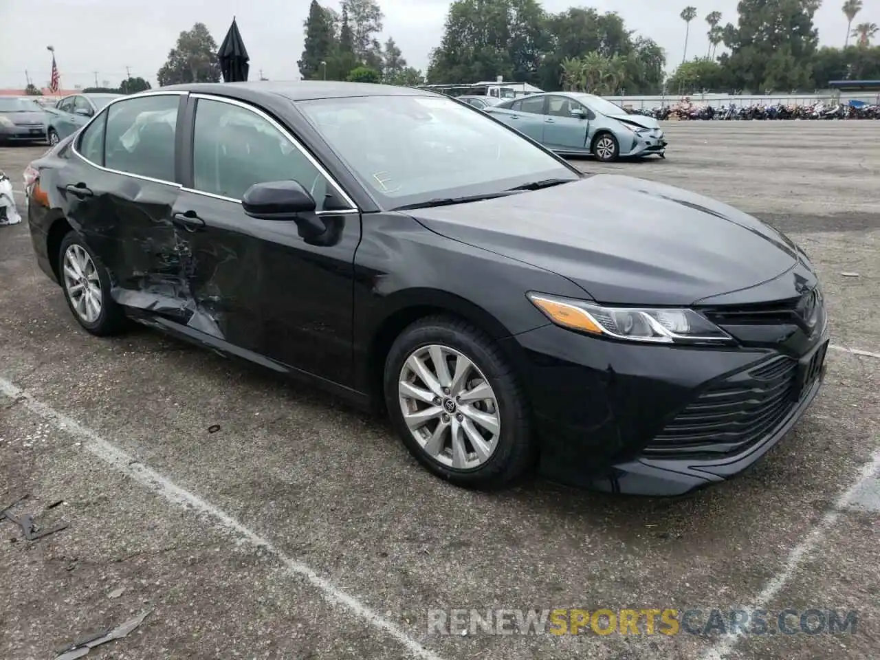 1 Photograph of a damaged car 4T1C11AK5LU398539 TOYOTA CAMRY 2020