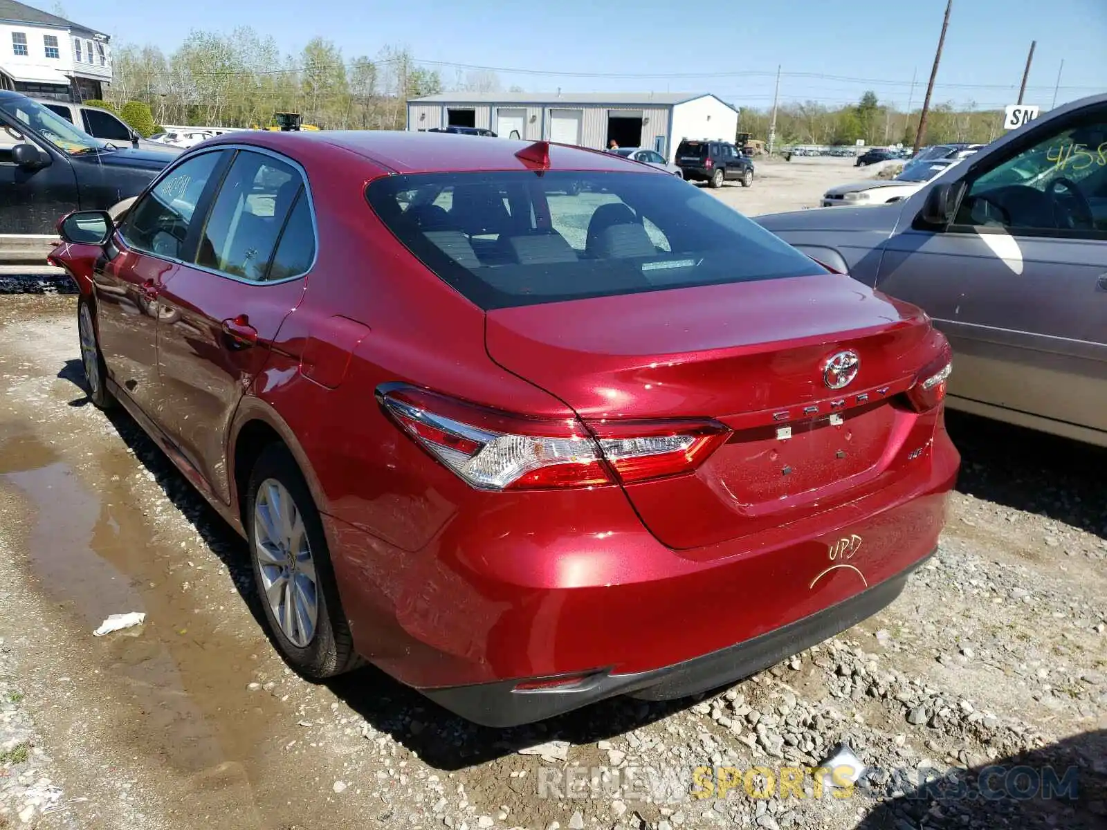 3 Photograph of a damaged car 4T1C11AK5LU506528 TOYOTA CAMRY 2020