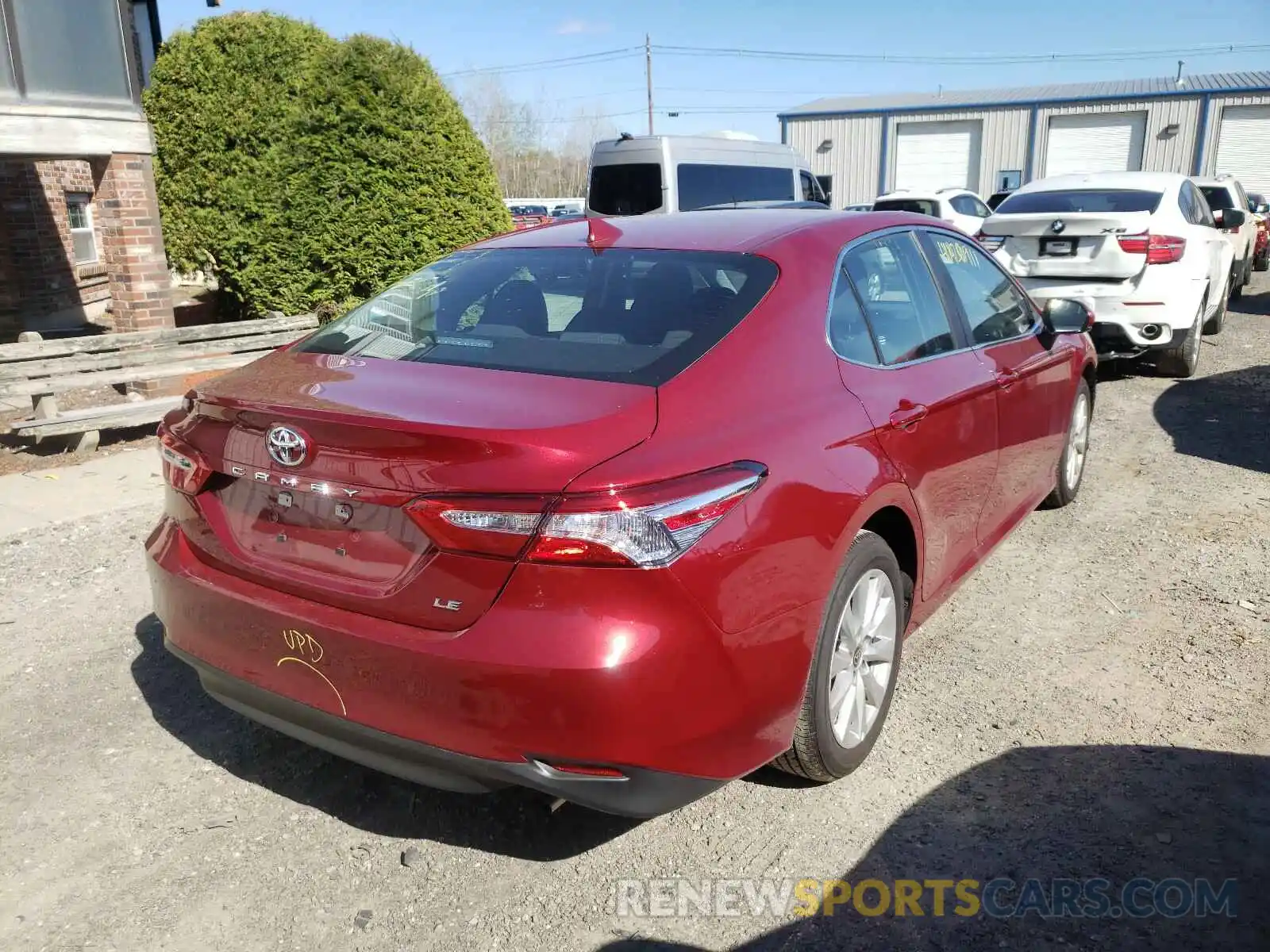 4 Photograph of a damaged car 4T1C11AK5LU506528 TOYOTA CAMRY 2020