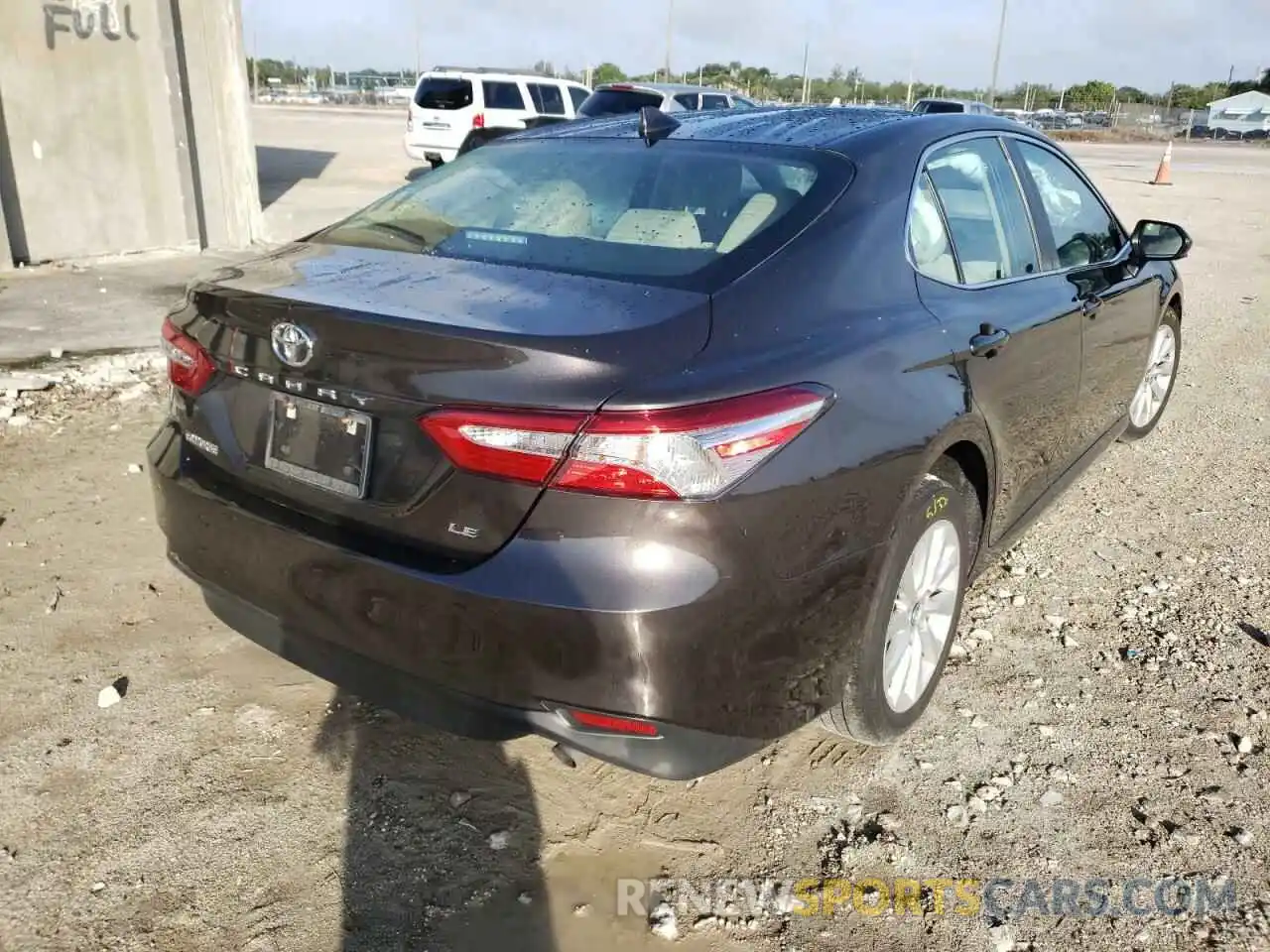 4 Photograph of a damaged car 4T1C11AK5LU857634 TOYOTA CAMRY 2020