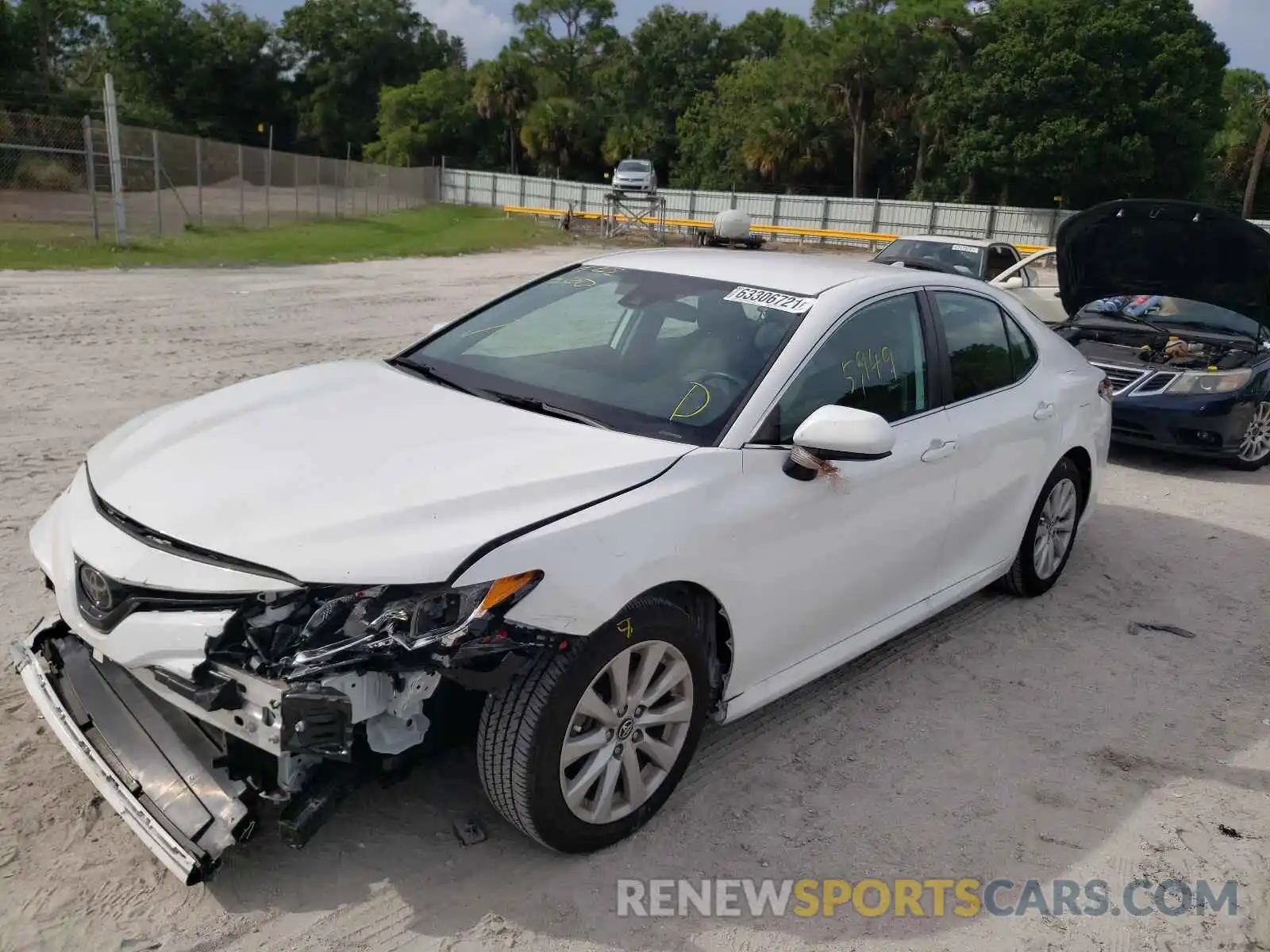 2 Photograph of a damaged car 4T1C11AK5LU862235 TOYOTA CAMRY 2020