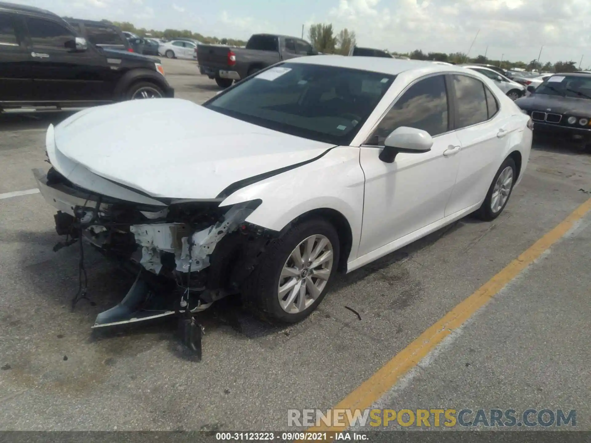 2 Photograph of a damaged car 4T1C11AK5LU865703 TOYOTA CAMRY 2020