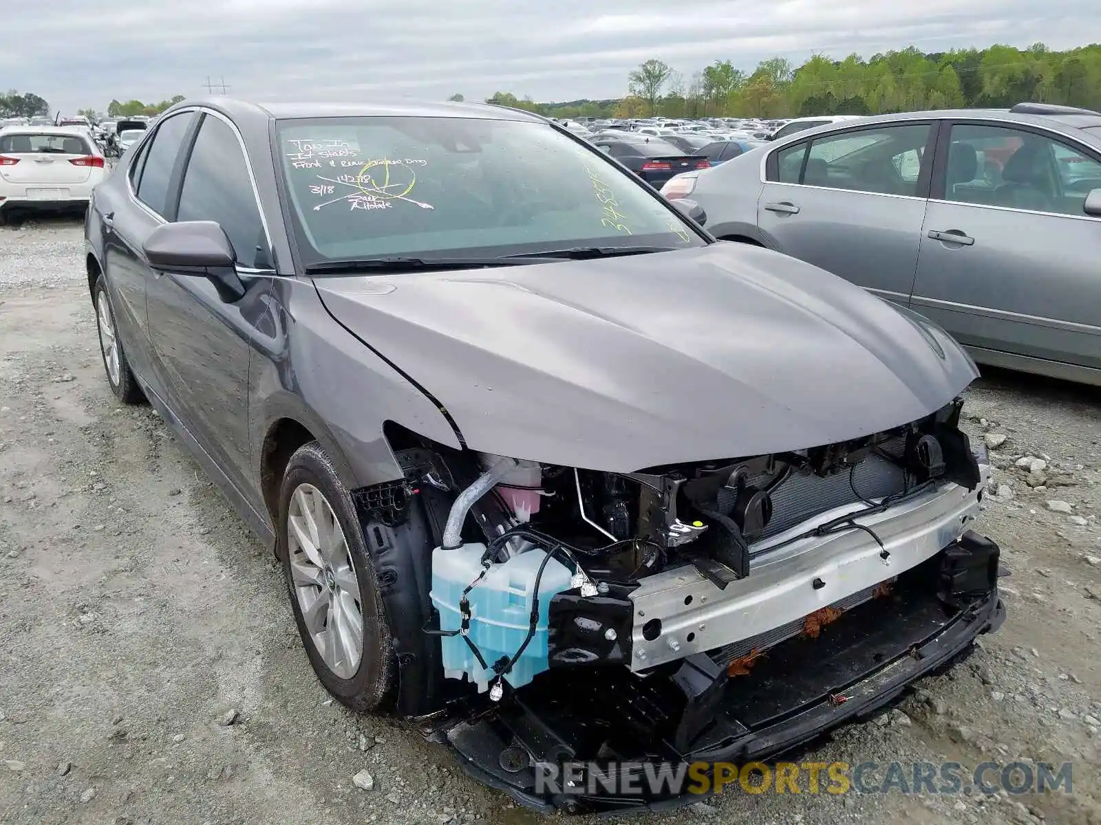 1 Photograph of a damaged car 4T1C11AK5LU868004 TOYOTA CAMRY 2020