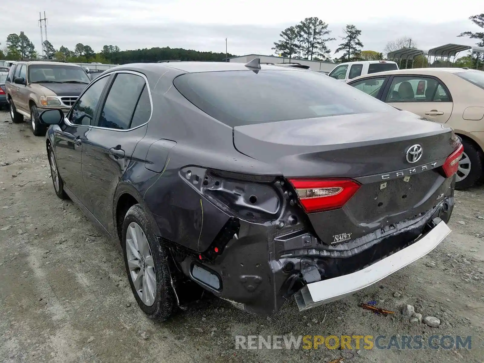 3 Photograph of a damaged car 4T1C11AK5LU868004 TOYOTA CAMRY 2020