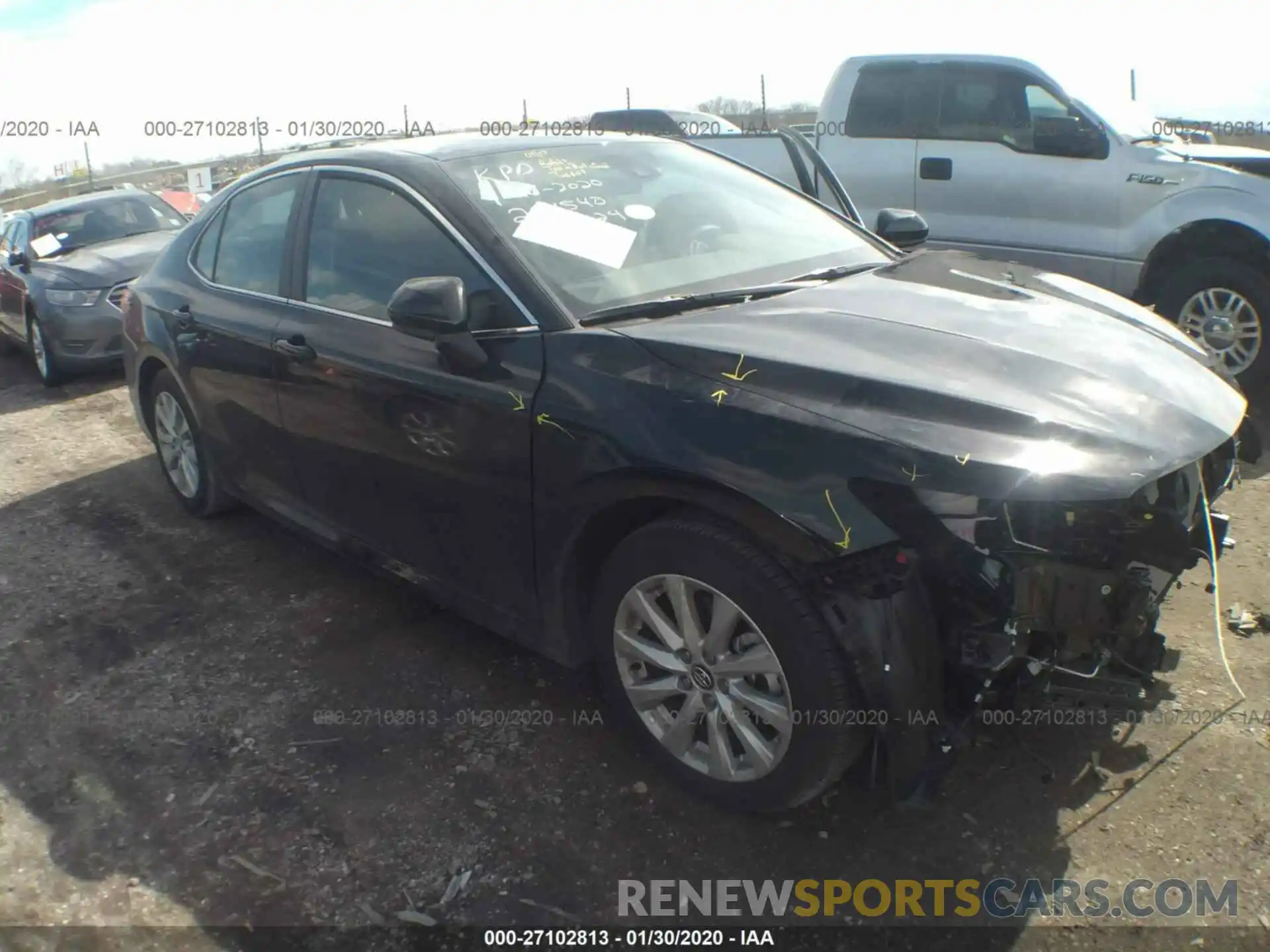 1 Photograph of a damaged car 4T1C11AK5LU869024 TOYOTA CAMRY 2020