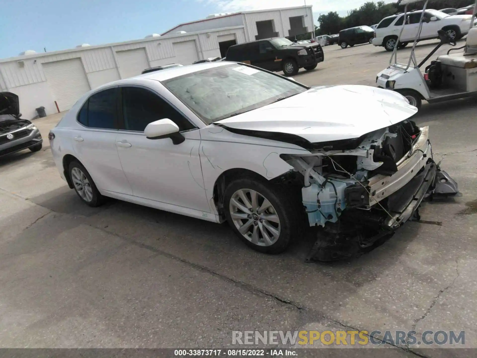 1 Photograph of a damaged car 4T1C11AK5LU879195 TOYOTA CAMRY 2020