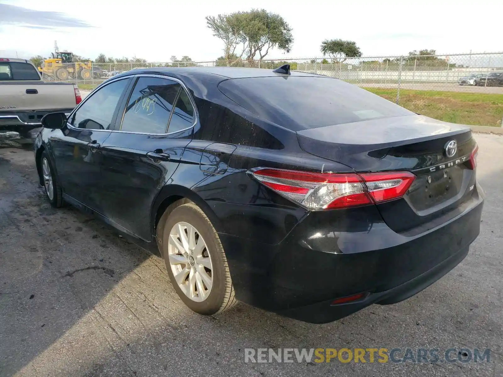 3 Photograph of a damaged car 4T1C11AK5LU879326 TOYOTA CAMRY 2020