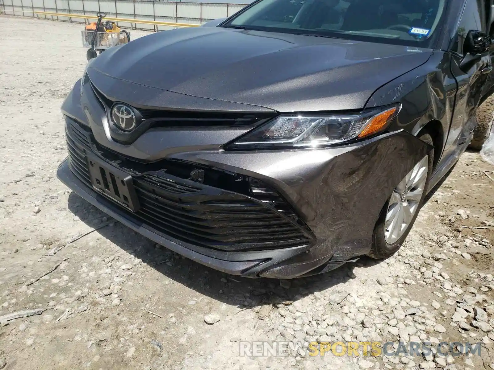 10 Photograph of a damaged car 4T1C11AK5LU879794 TOYOTA CAMRY 2020