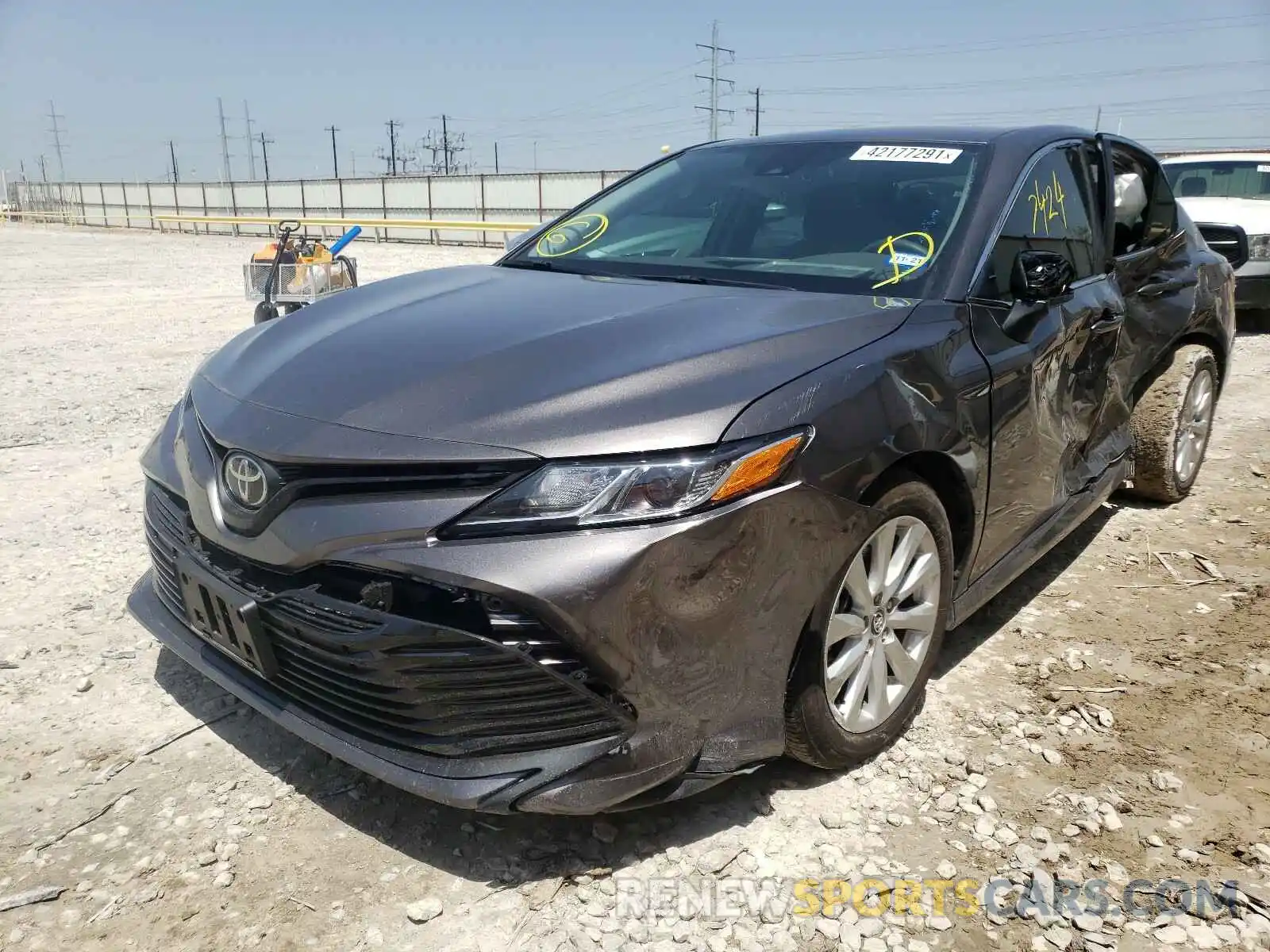 2 Photograph of a damaged car 4T1C11AK5LU879794 TOYOTA CAMRY 2020