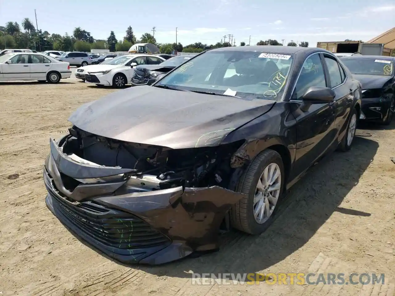 2 Photograph of a damaged car 4T1C11AK5LU885952 TOYOTA CAMRY 2020